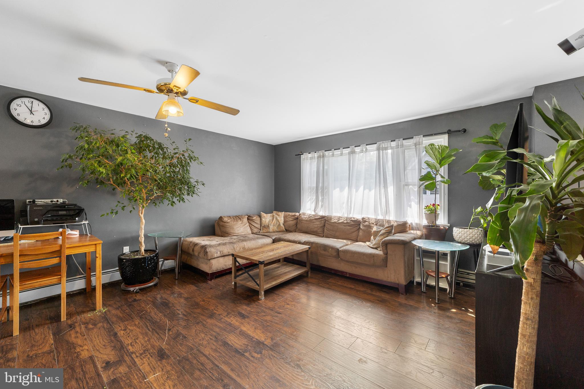 142 LAWN PARK