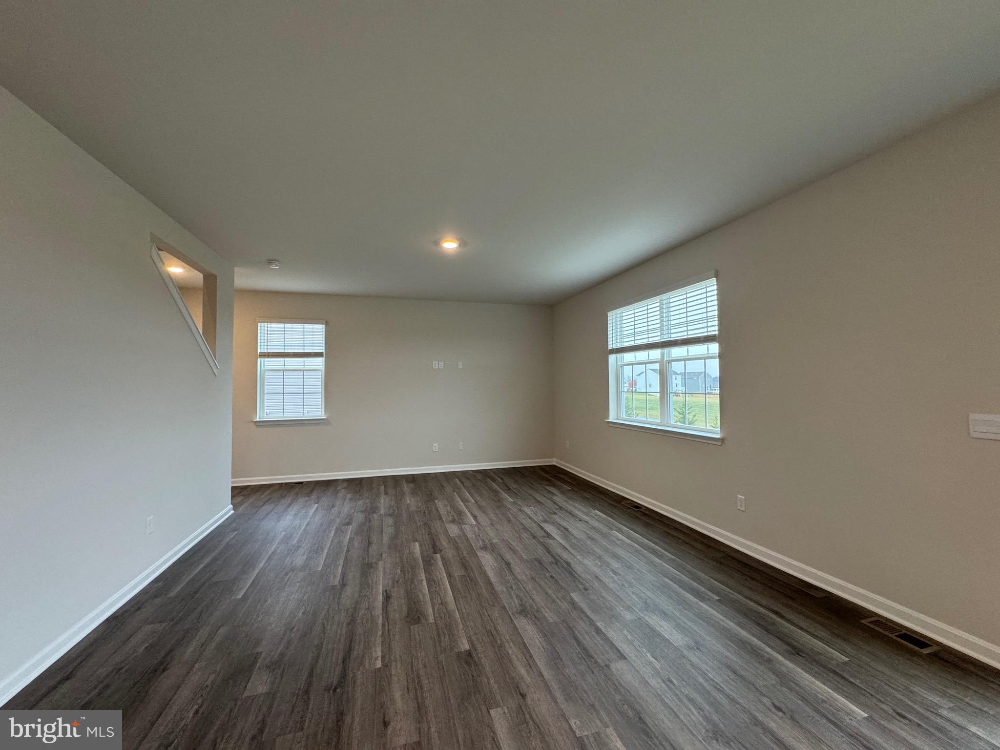 MAGNOLIA SPRINGS - Residential Lease