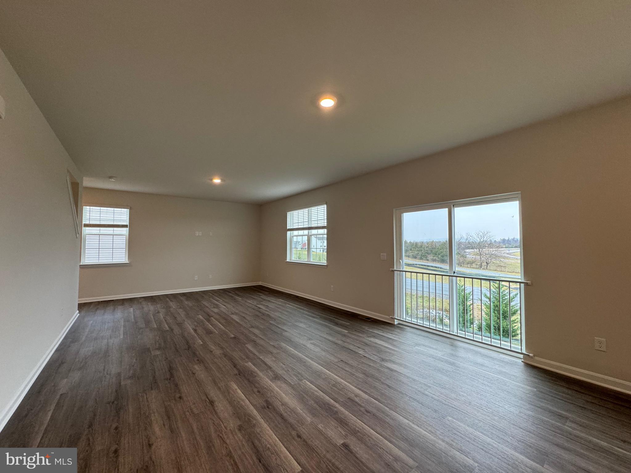 MAGNOLIA SPRINGS - Residential Lease