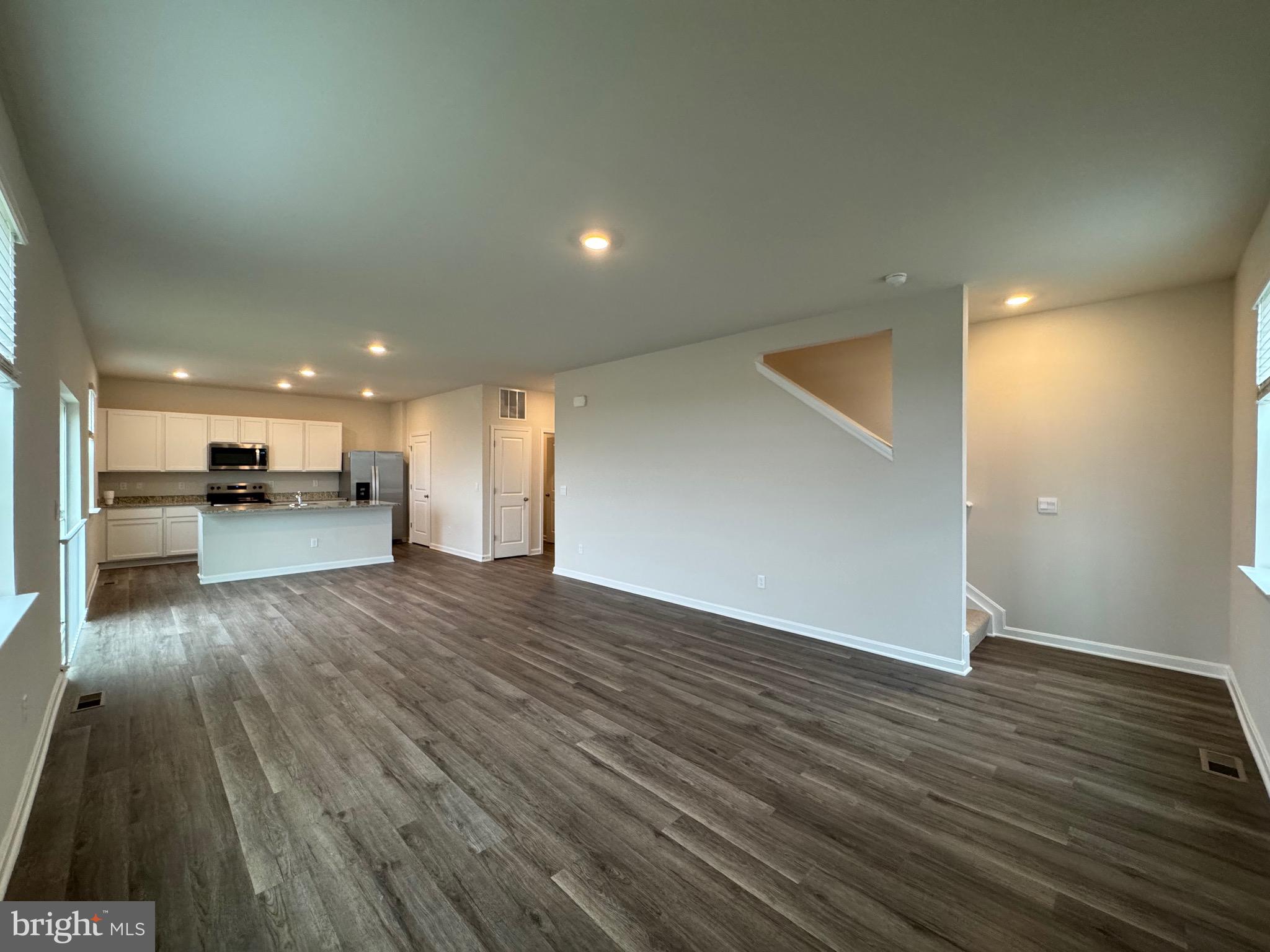 MAGNOLIA SPRINGS - Residential Lease