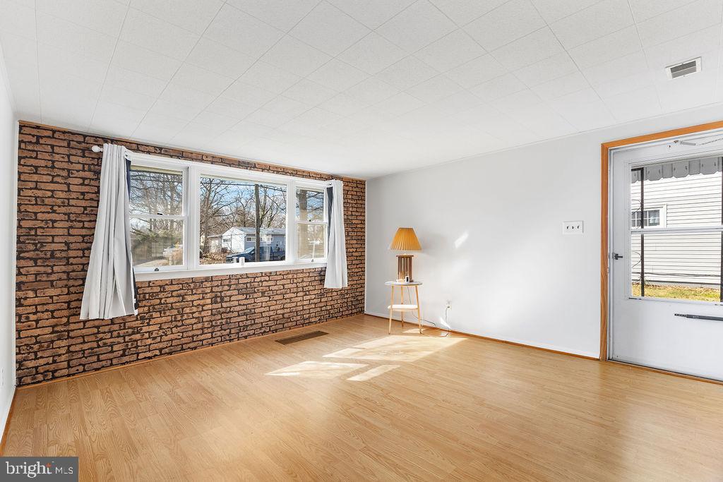 GLEN GARDENS - Residential