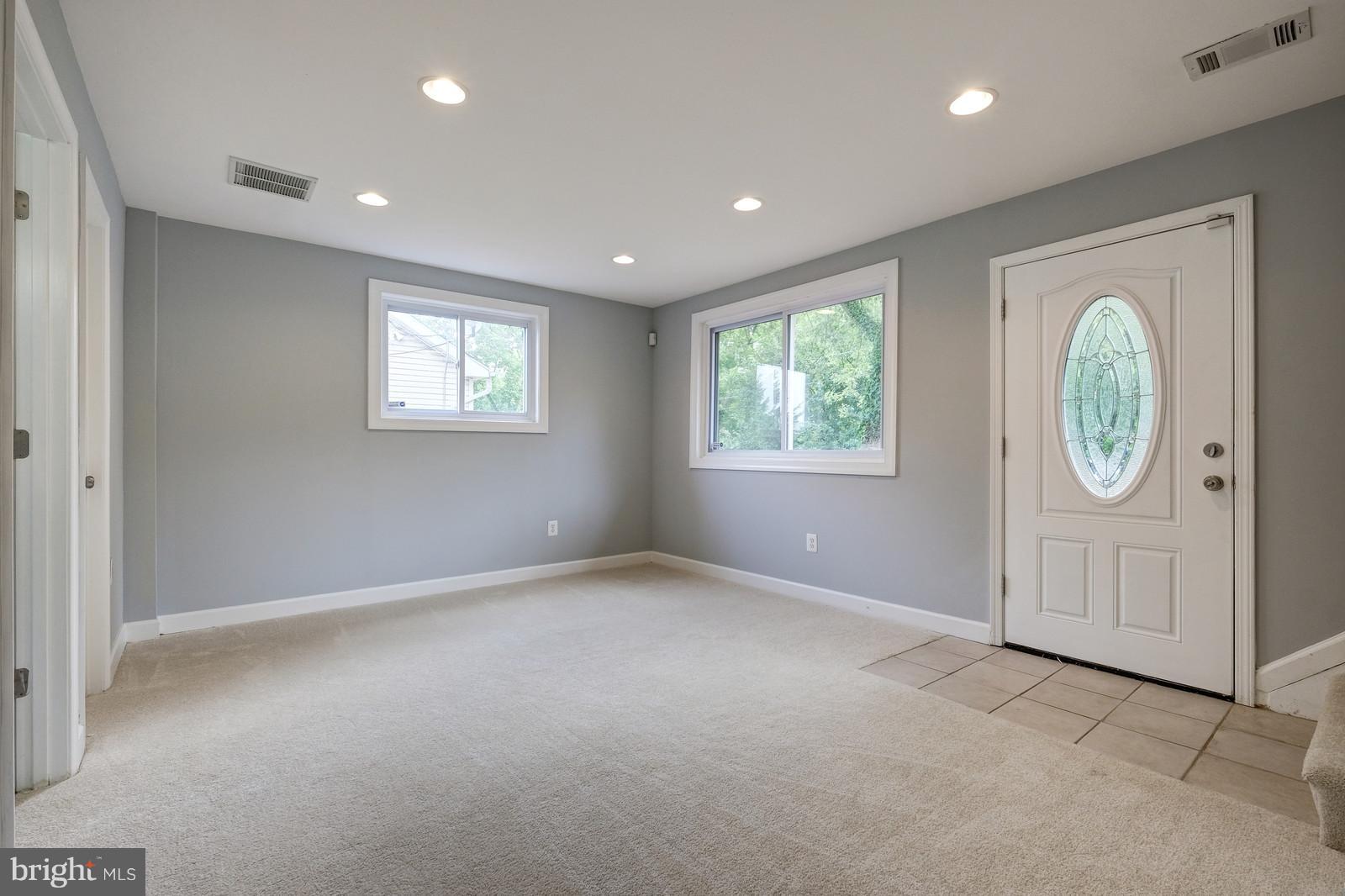 GR CAPITOL HEIGHTS - Residential