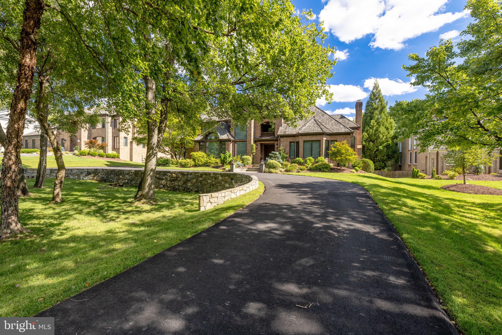 POTOMAC VILLAGE - Residential