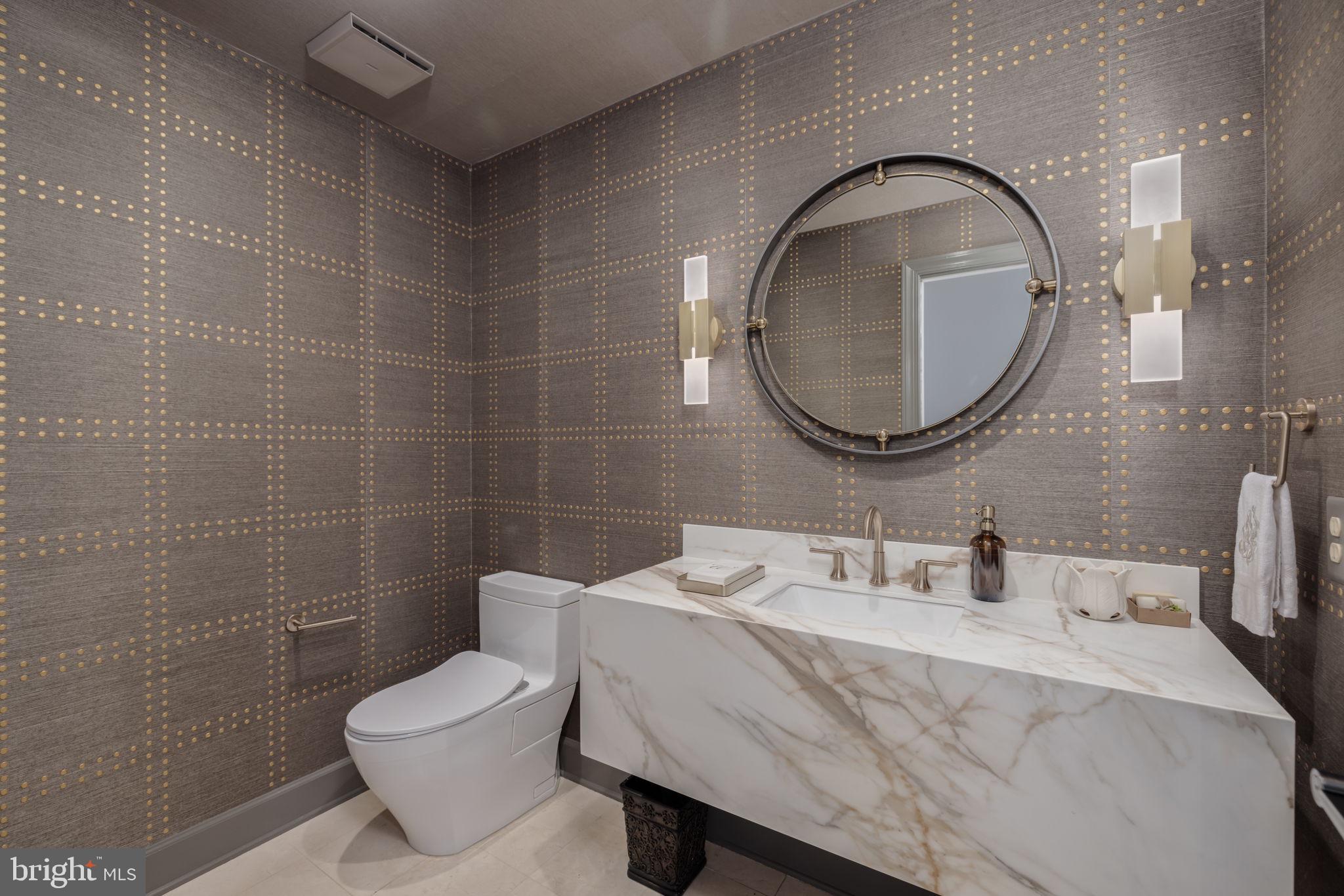 POTOMAC VILLAGE - Residential