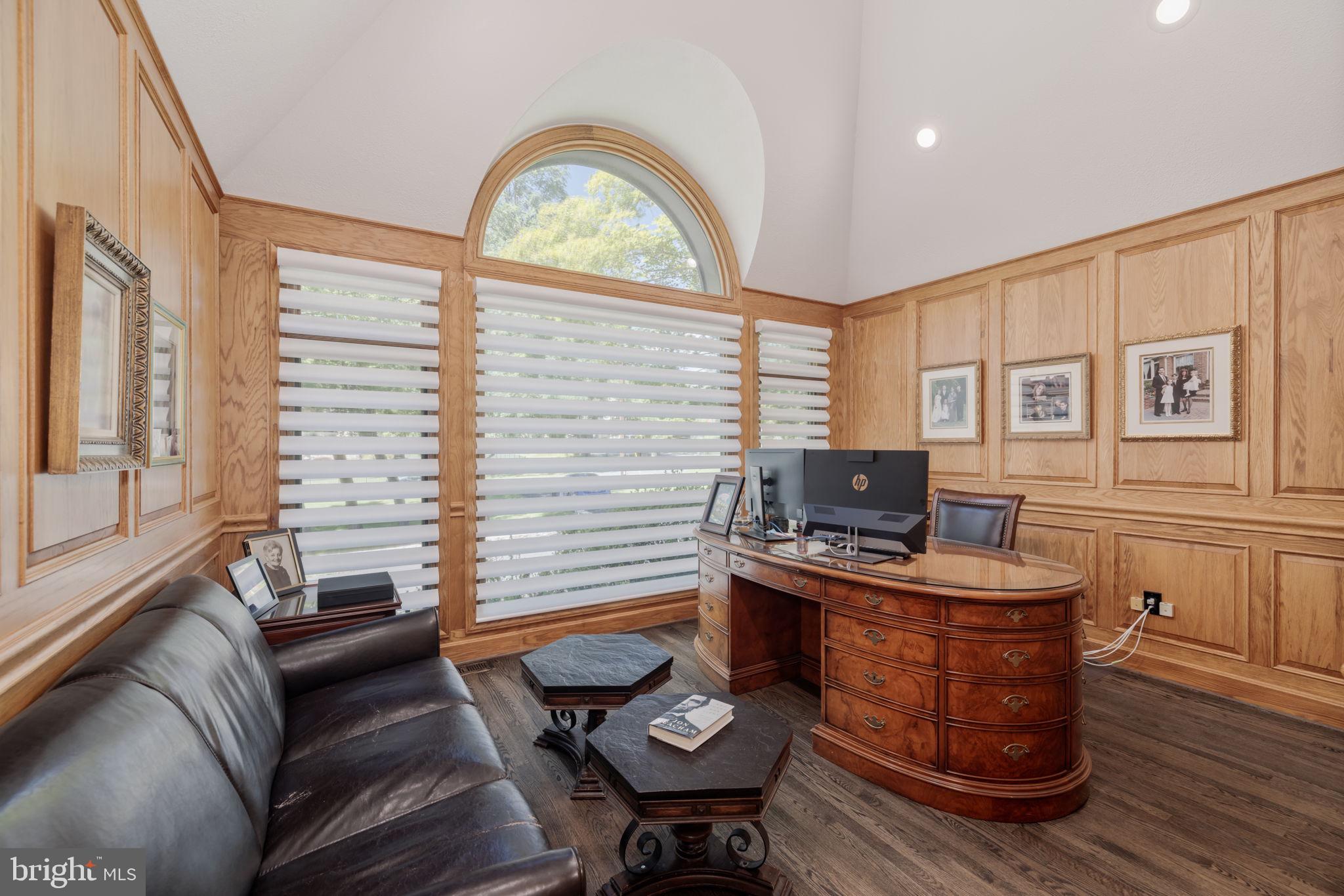 POTOMAC VILLAGE - Residential