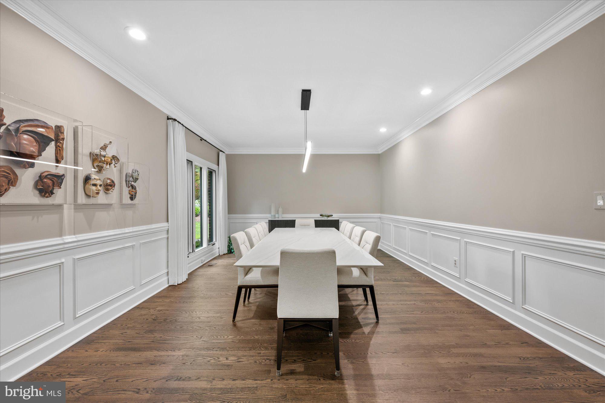 POTOMAC VILLAGE - Residential