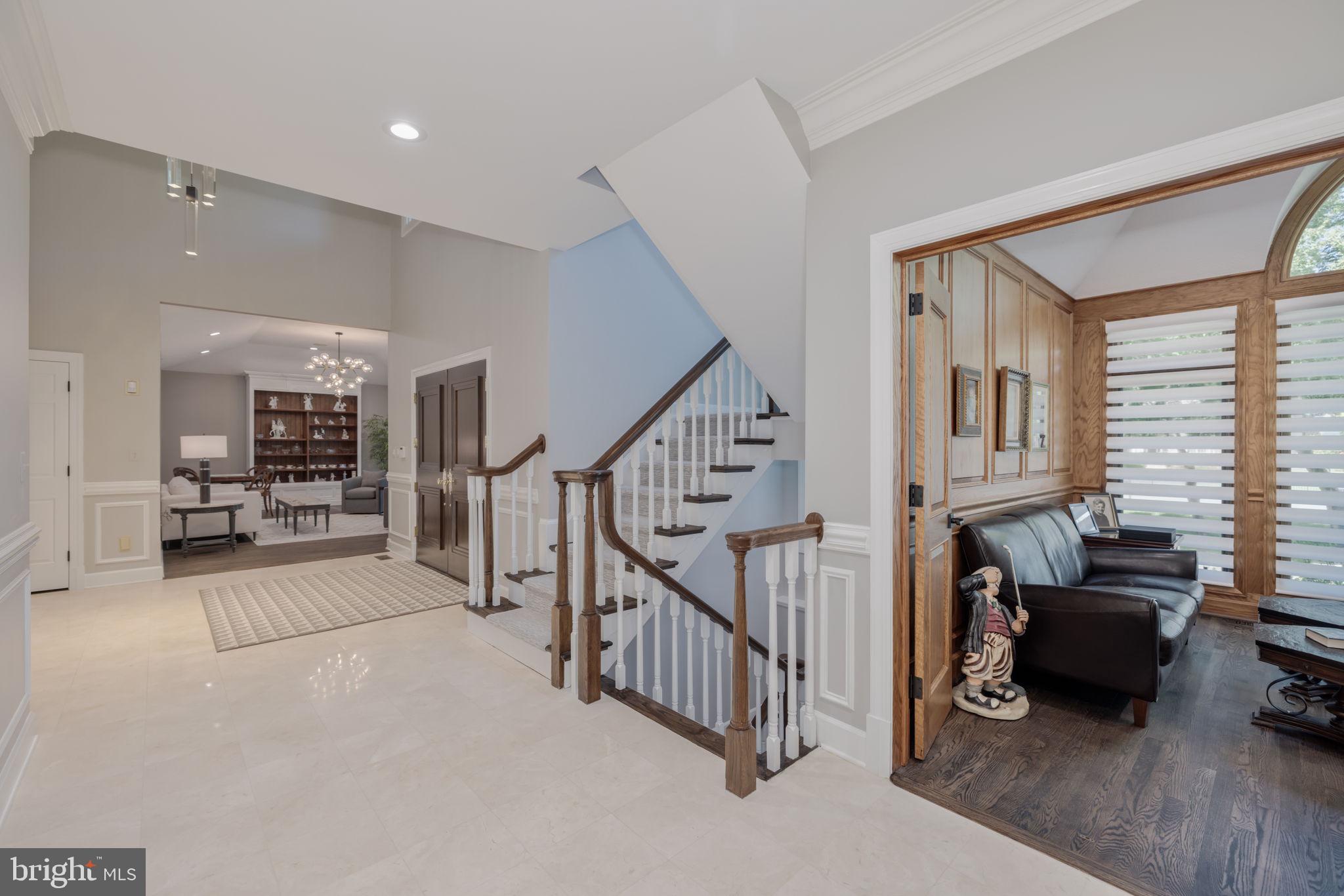 POTOMAC VILLAGE - Residential