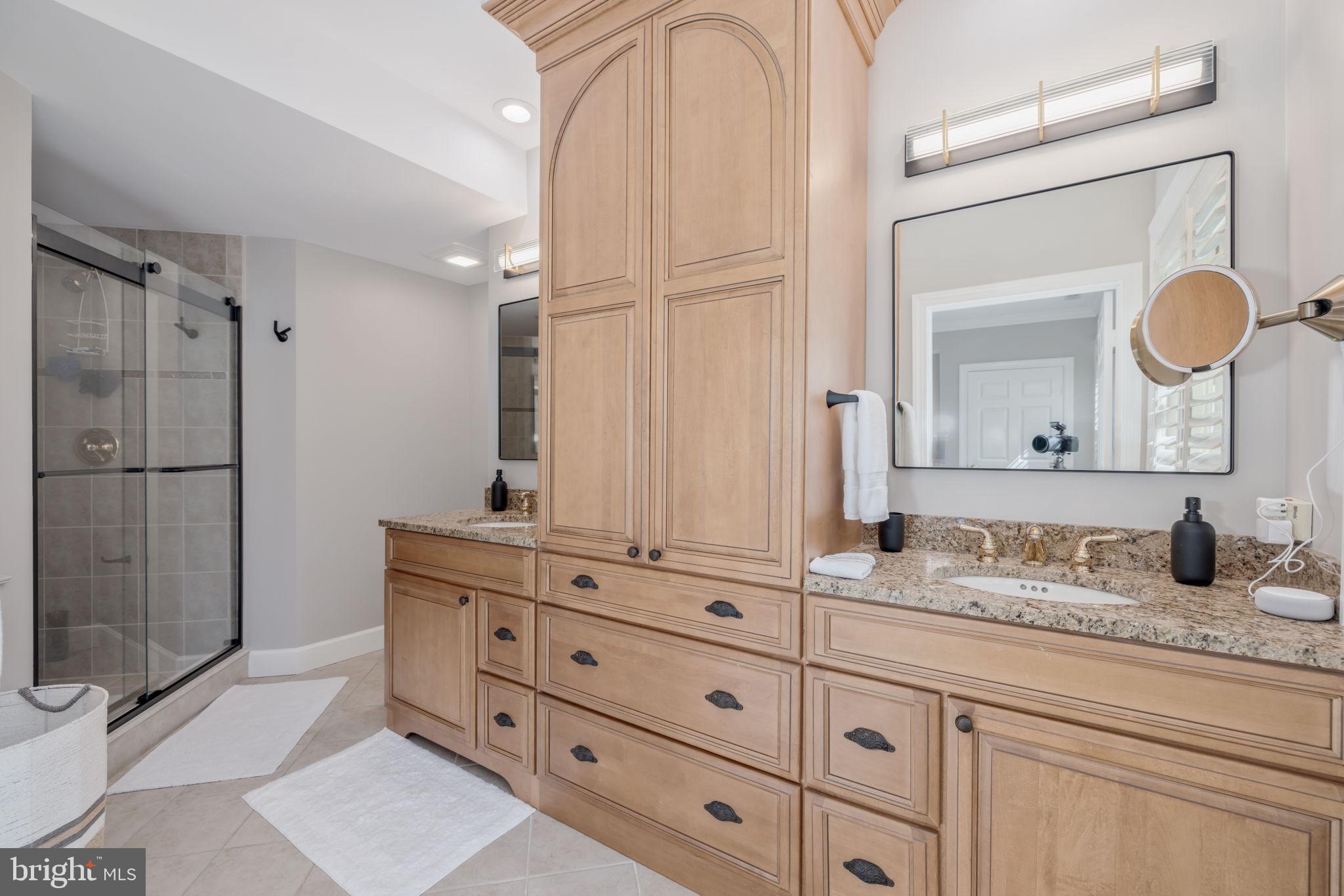 POTOMAC VILLAGE - Residential