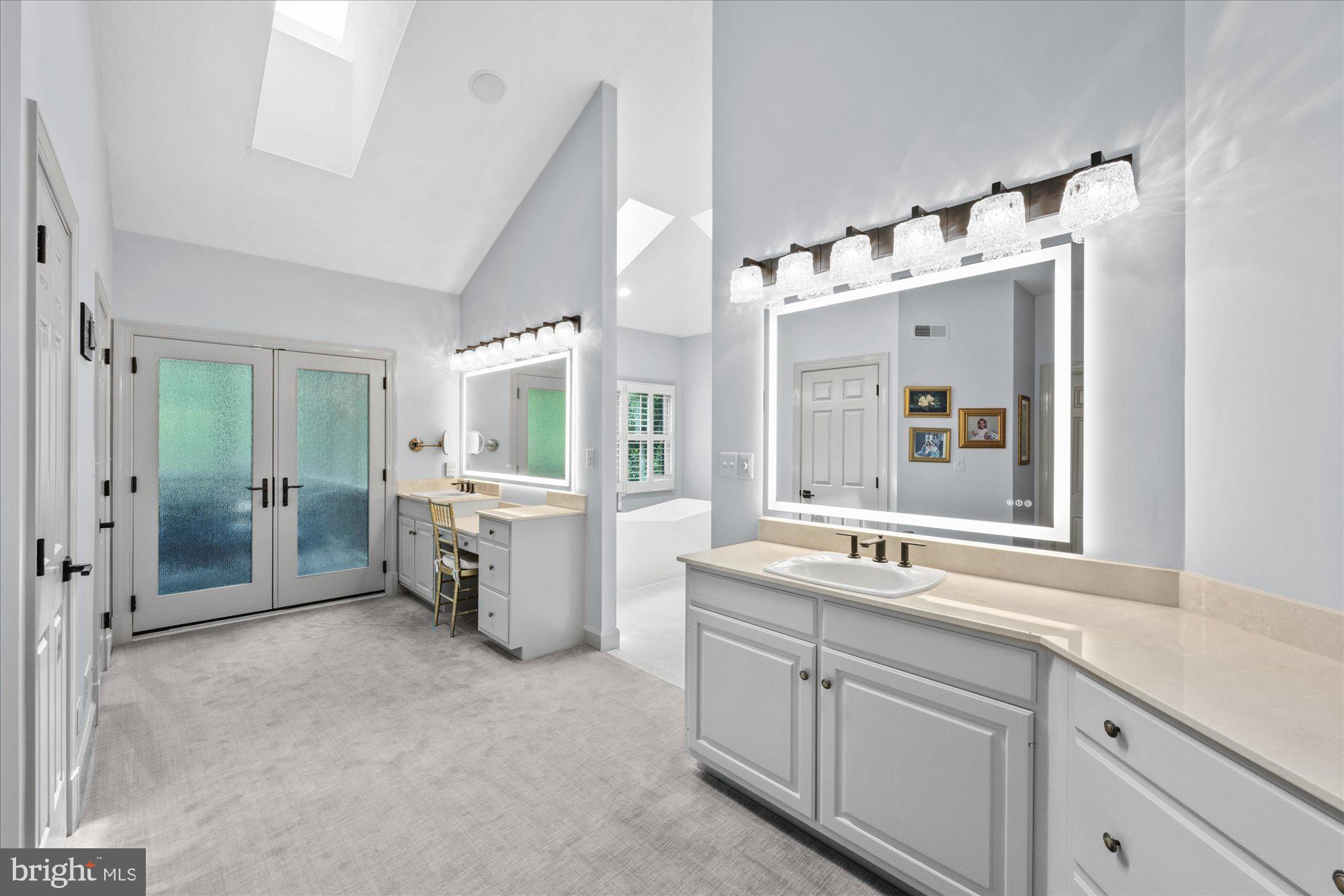 POTOMAC VILLAGE - Residential