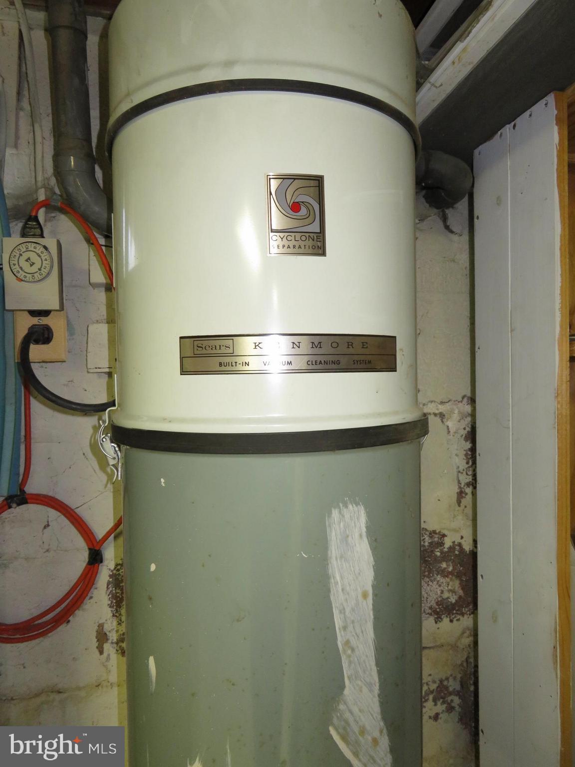 ADELPHI HEIGHTS - Residential