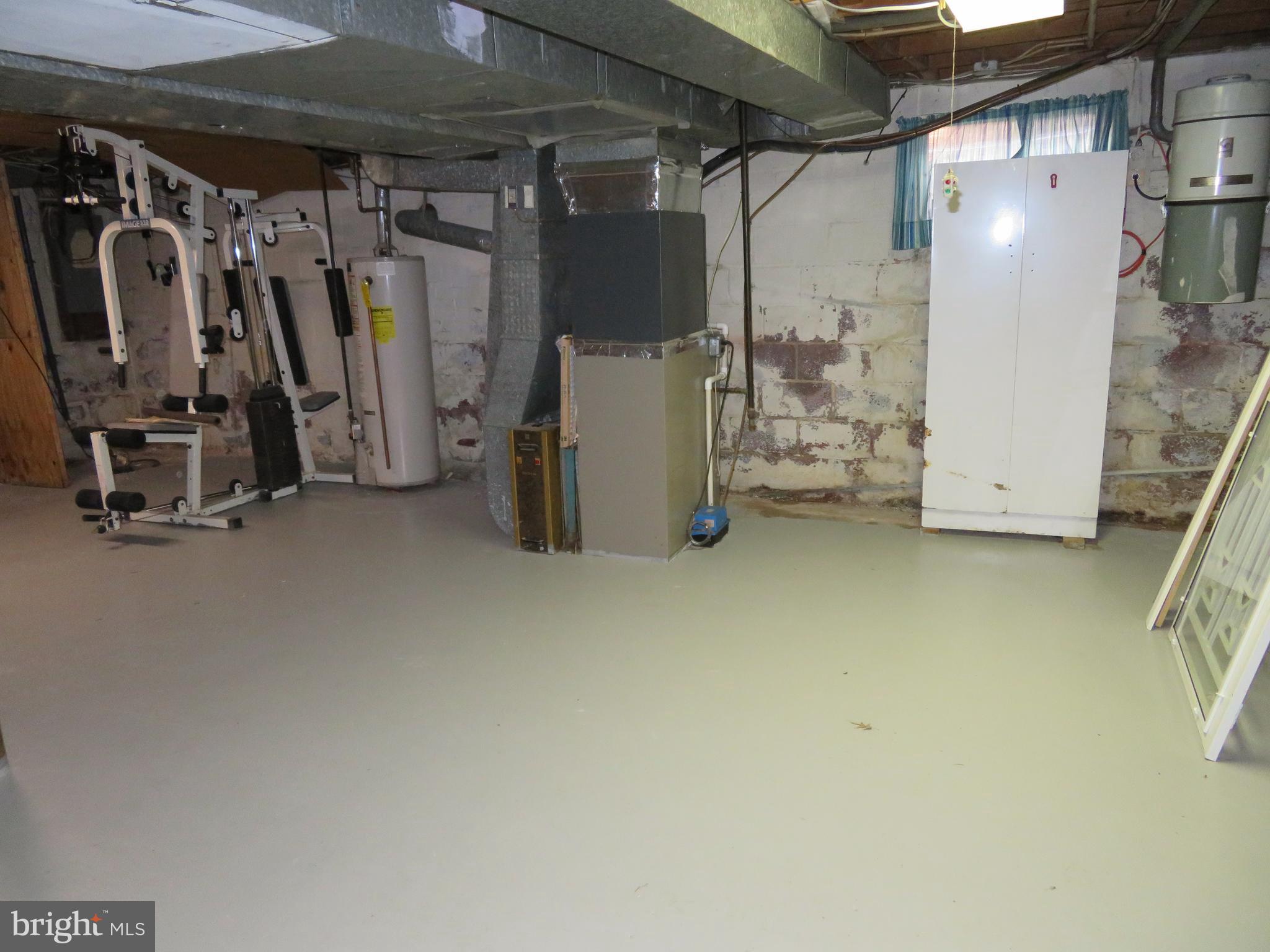 ADELPHI HEIGHTS - Residential