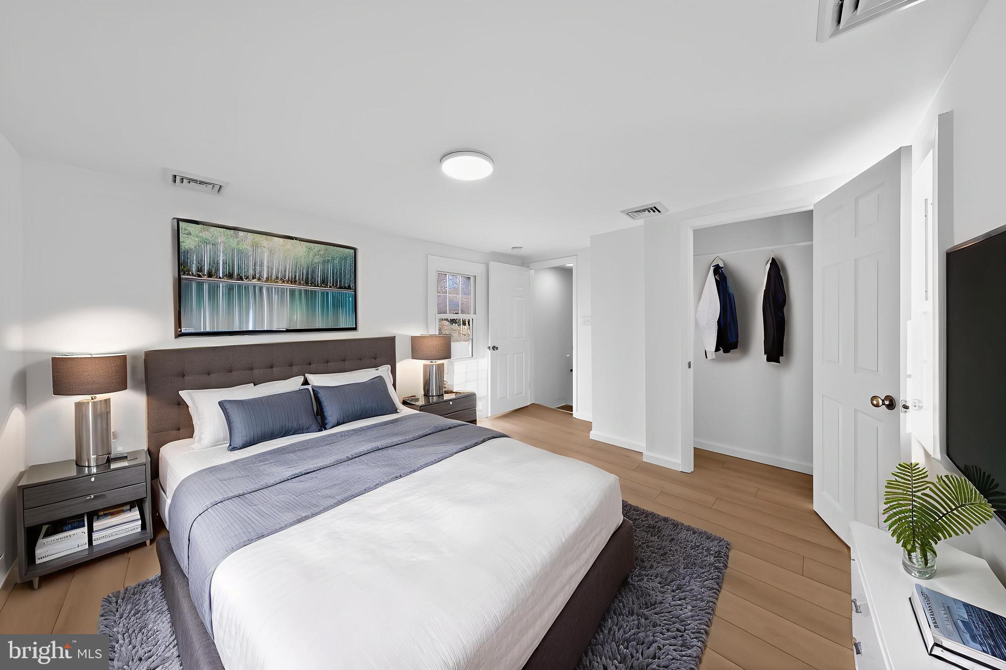 CHURCH HILL - Residential