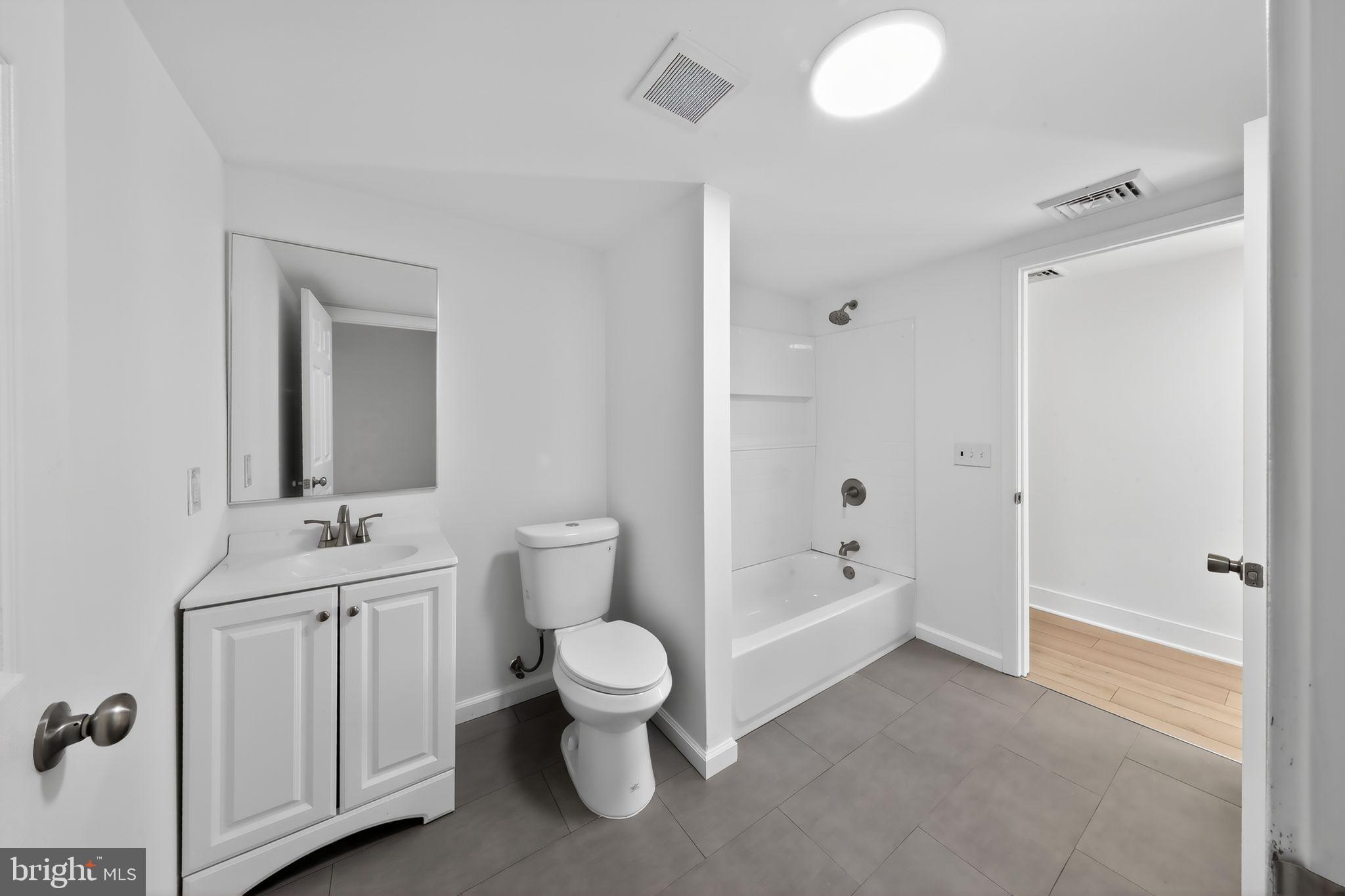 CHURCH HILL - Residential