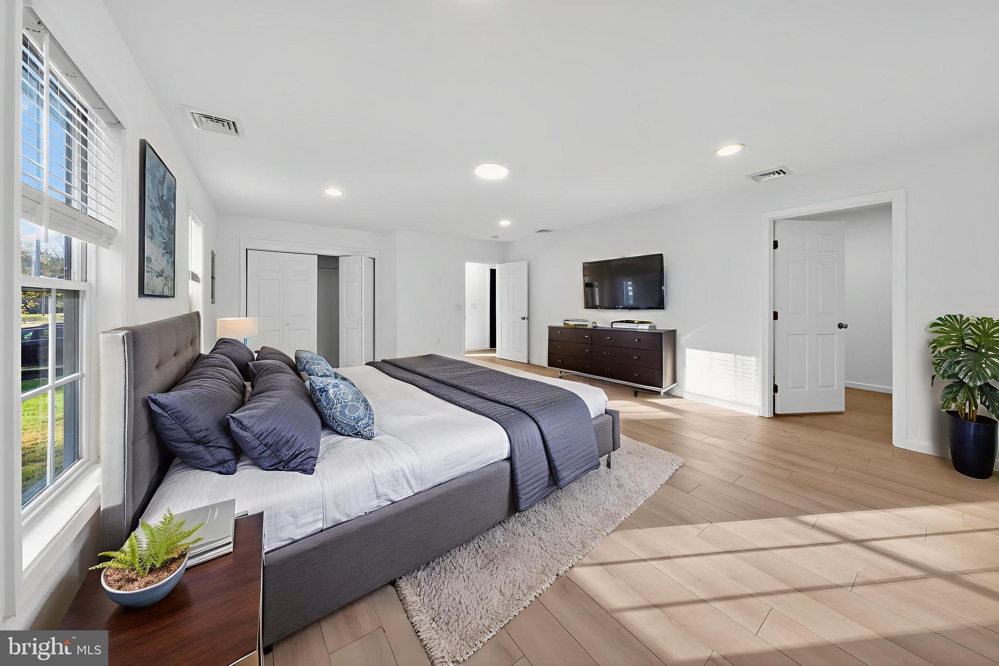 CHURCH HILL - Residential