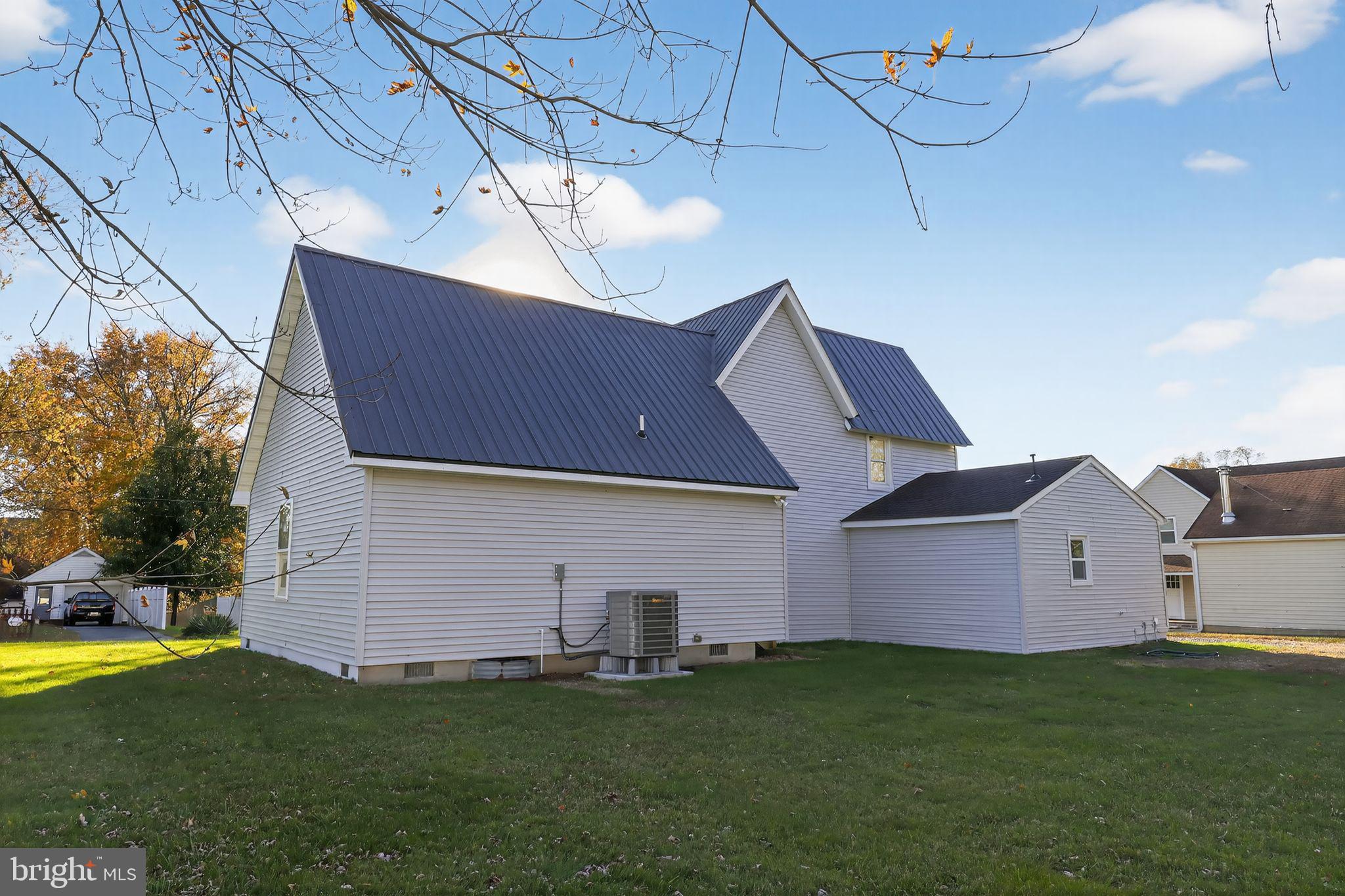 CHURCH HILL - Residential