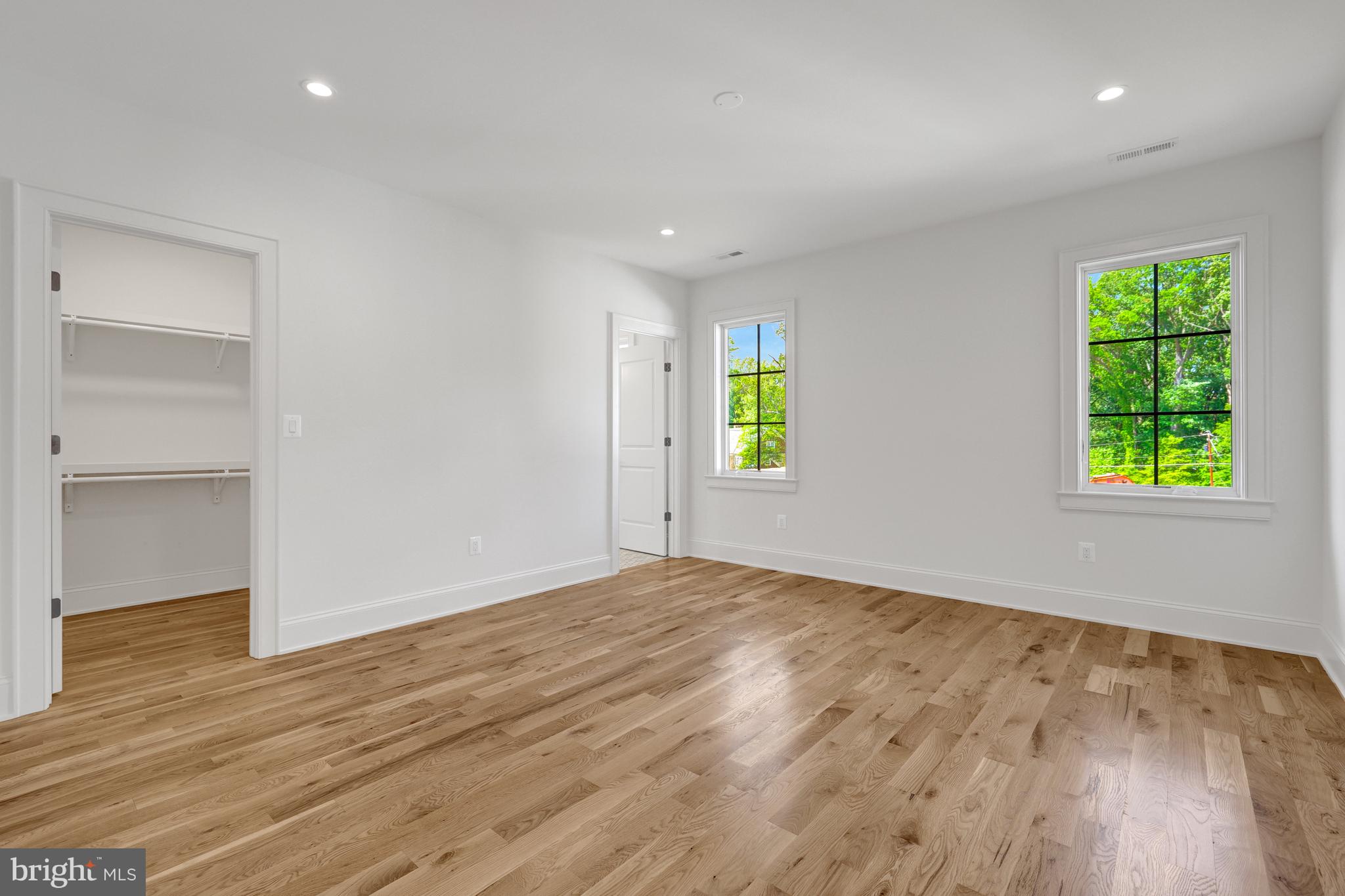 MANORS AT MCNAIR FARMS - Residential