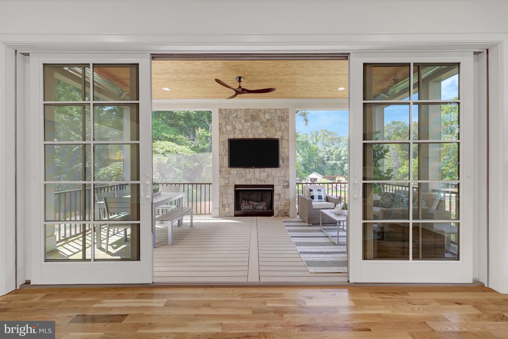 MANORS AT MCNAIR FARMS - Residential