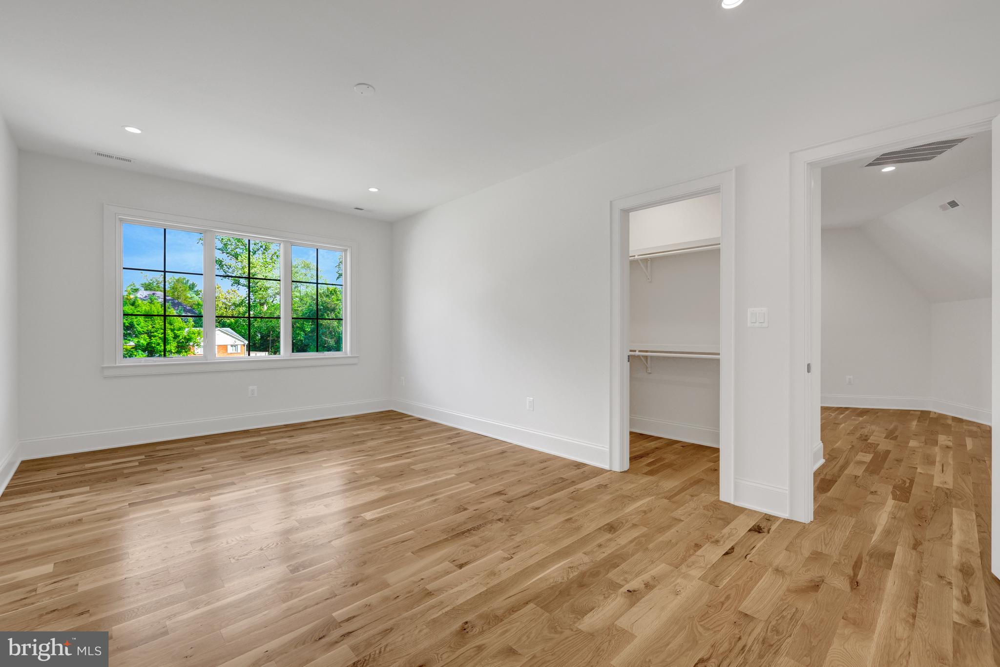 MANORS AT MCNAIR FARMS - Residential