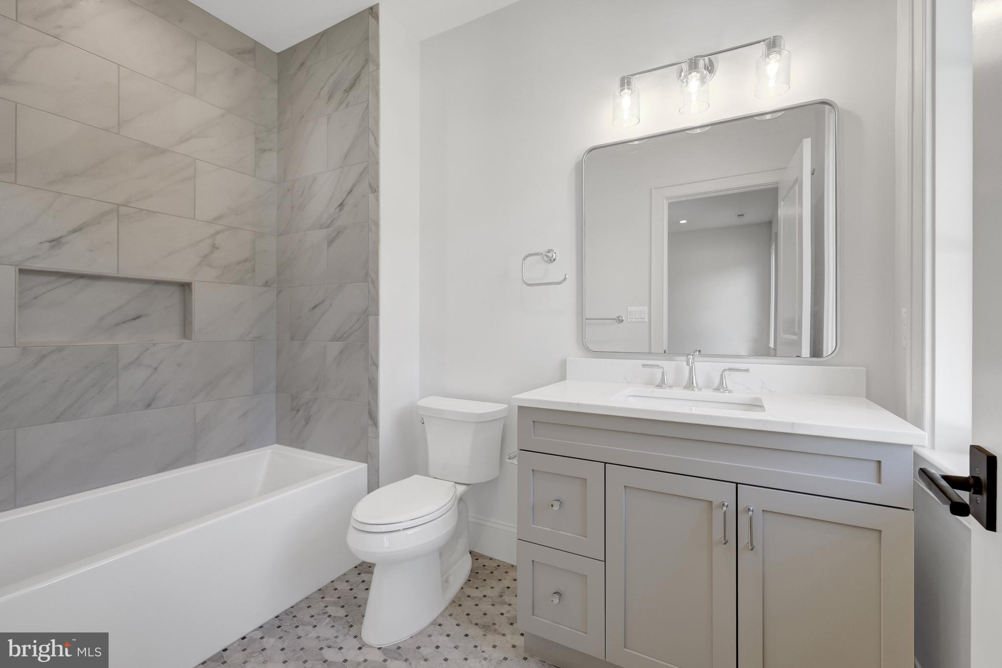 MANORS AT MCNAIR FARMS - Residential