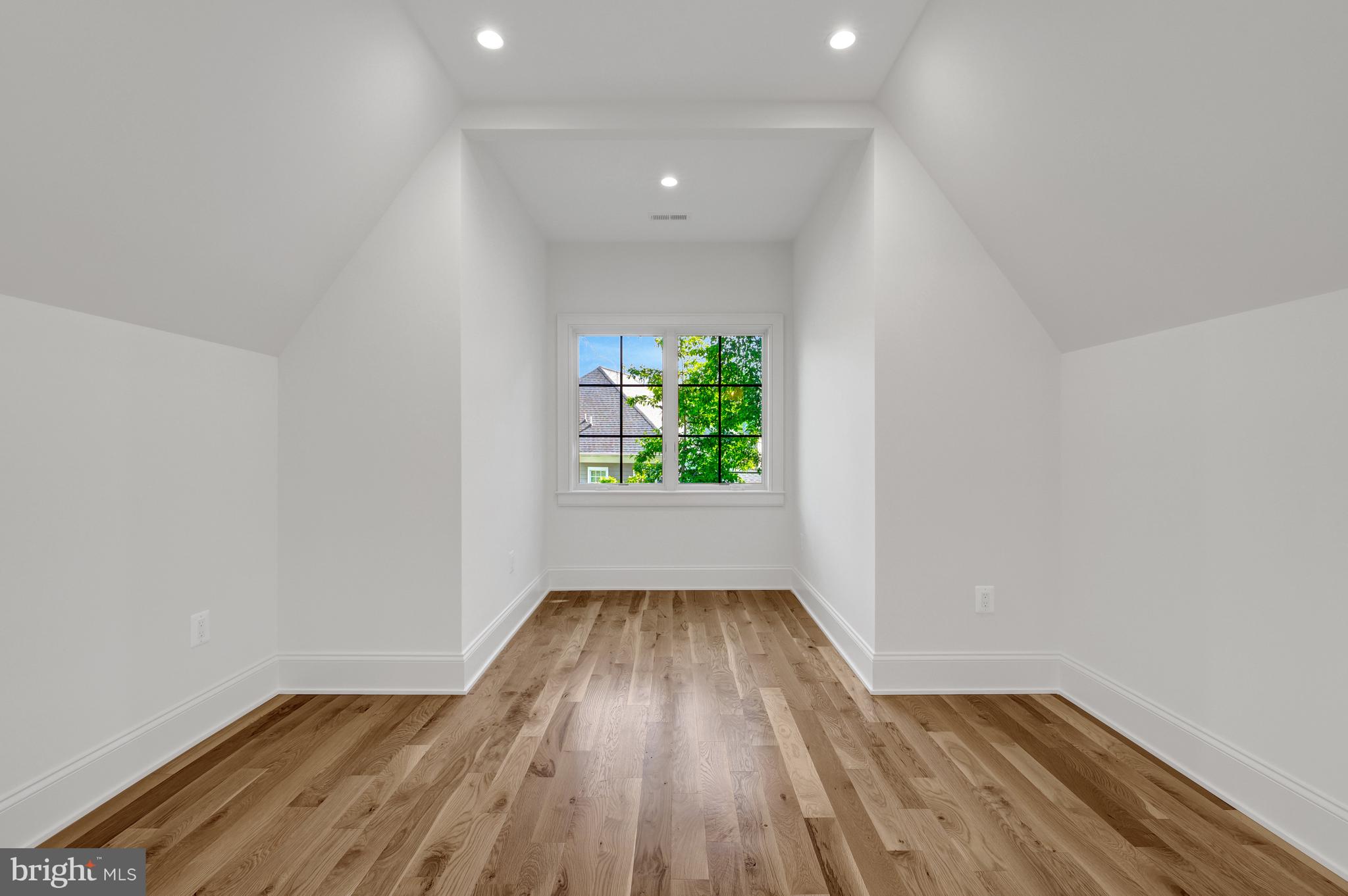 MANORS AT MCNAIR FARMS - Residential