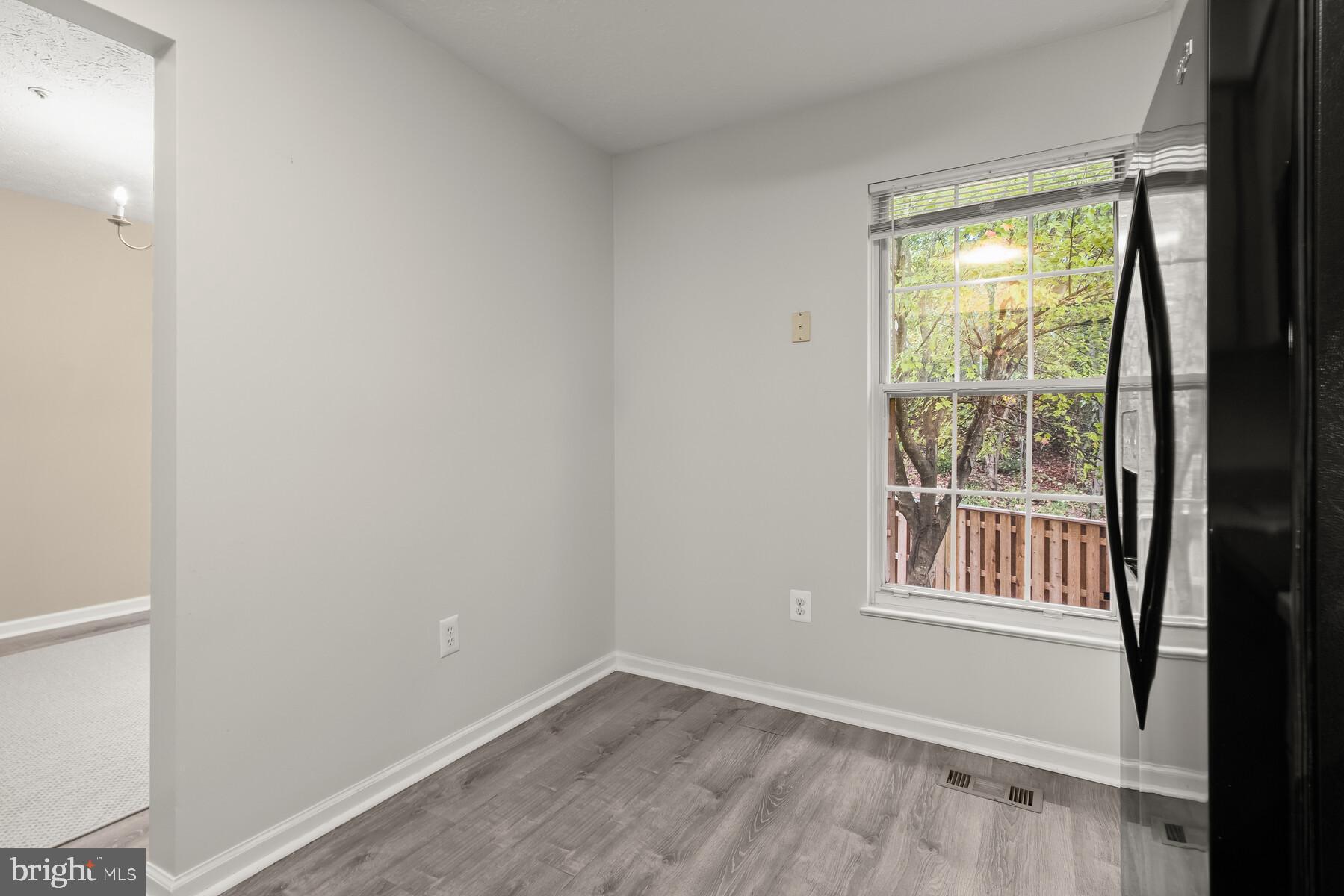 RUSSETT - Residential