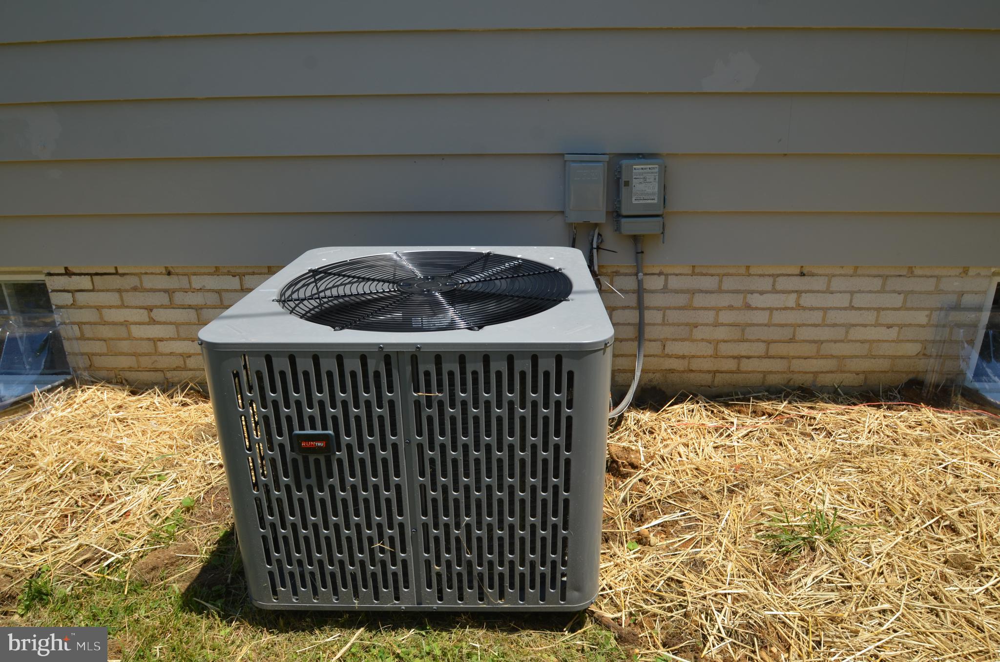 CAMP SPRINGS FOREST - Residential