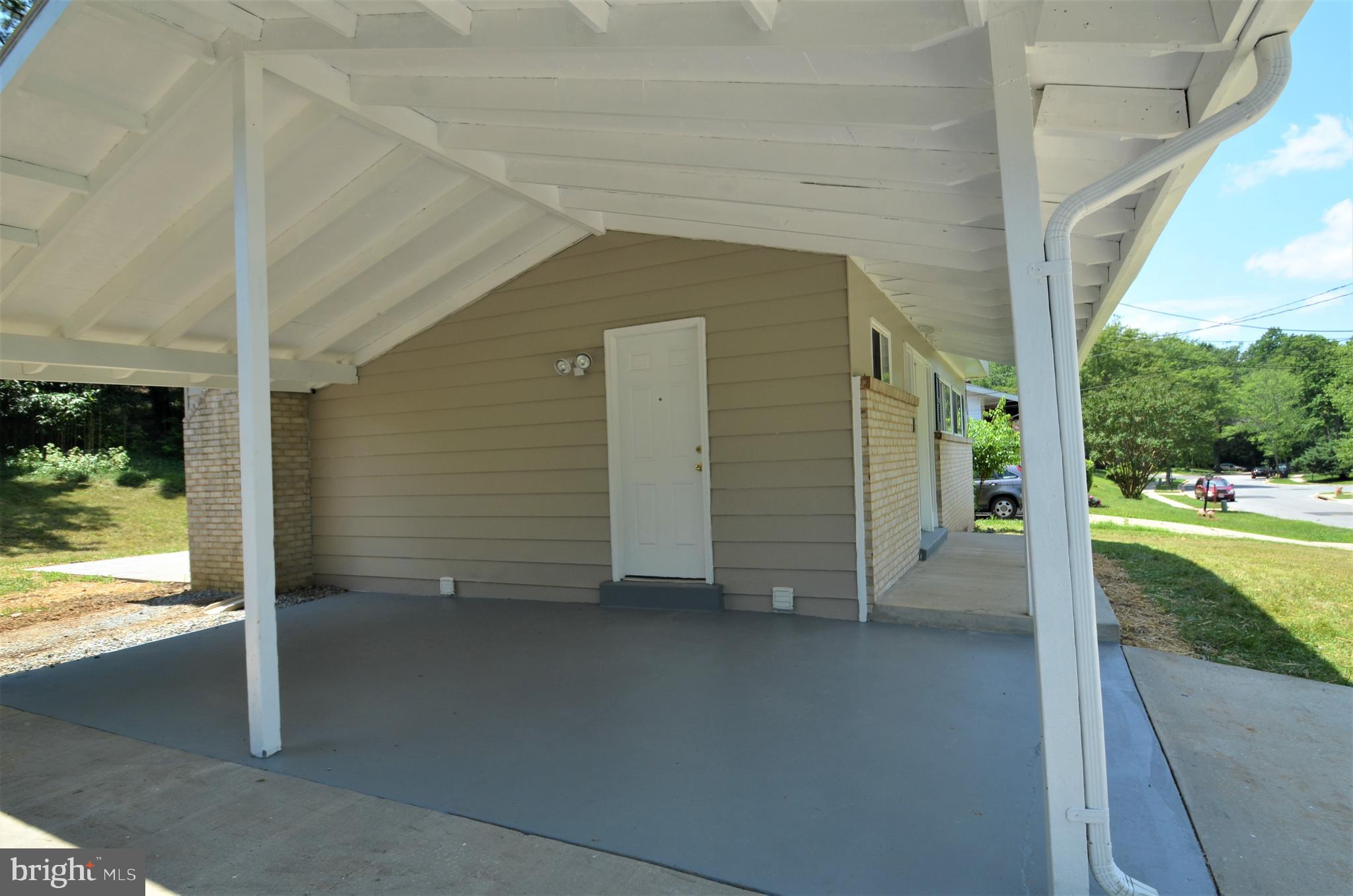 CAMP SPRINGS FOREST - Residential