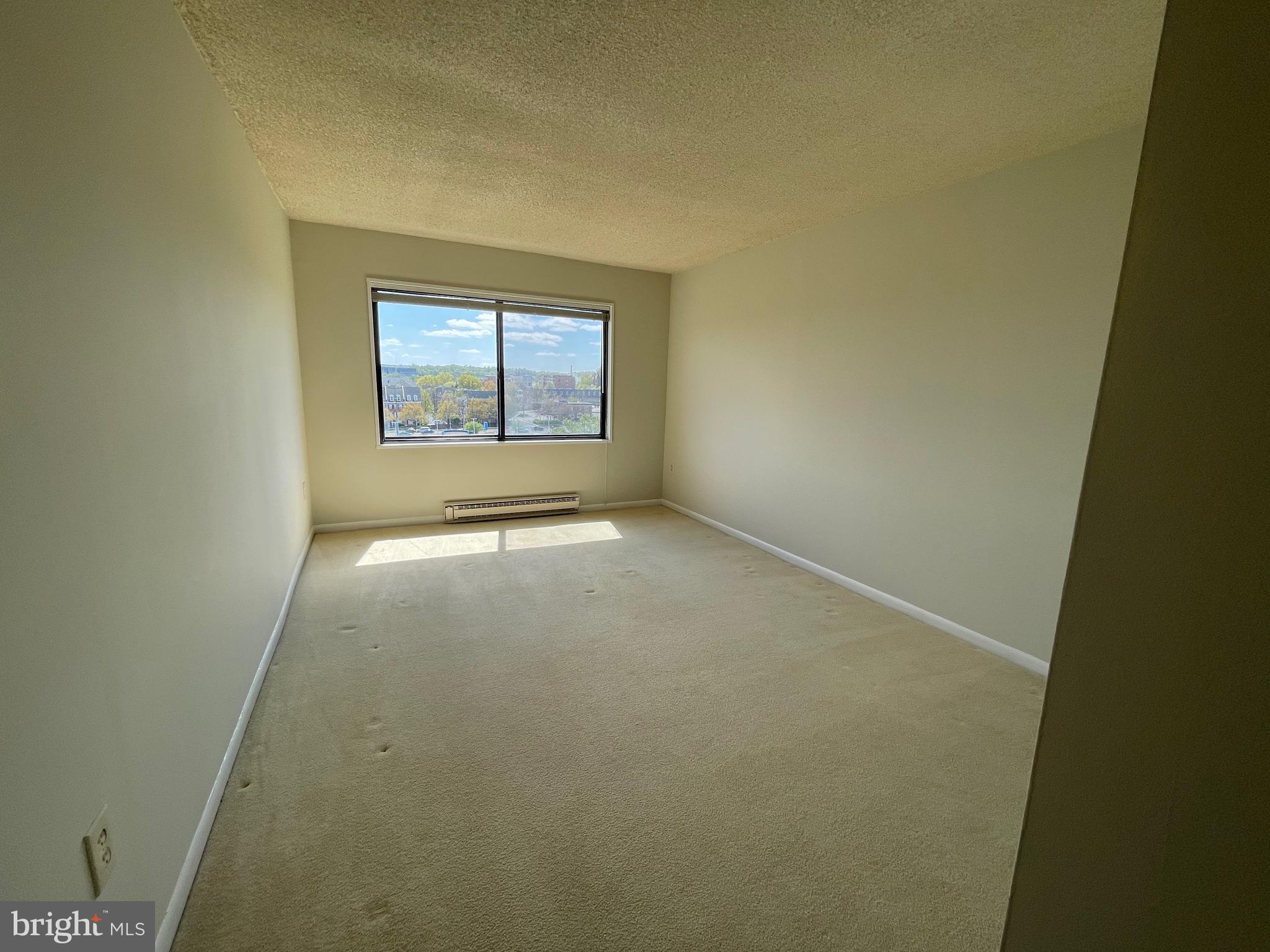 HALLMARK - Residential