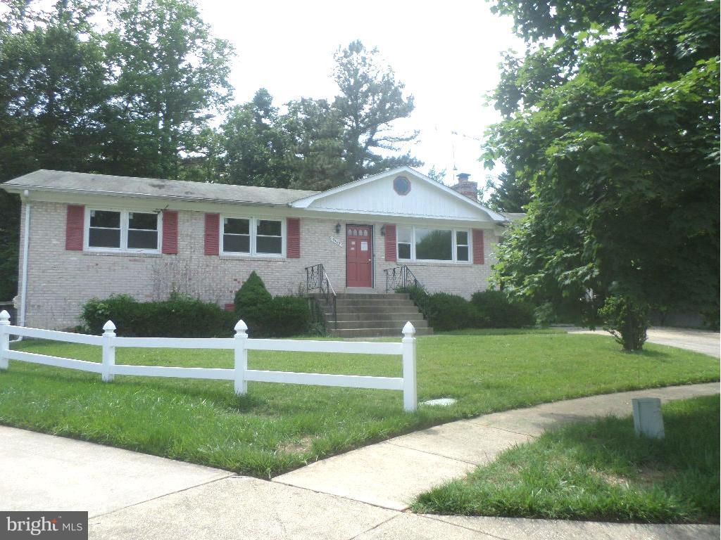 SURRATTS GARDENS - Residential