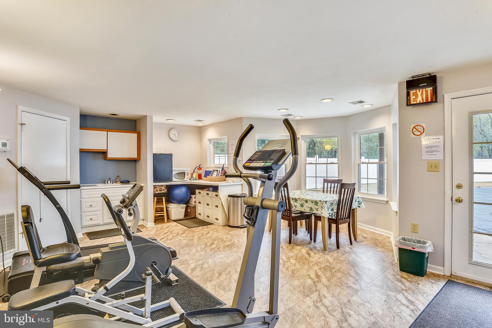 OCCOQUAN POINTE CONDO - Residential