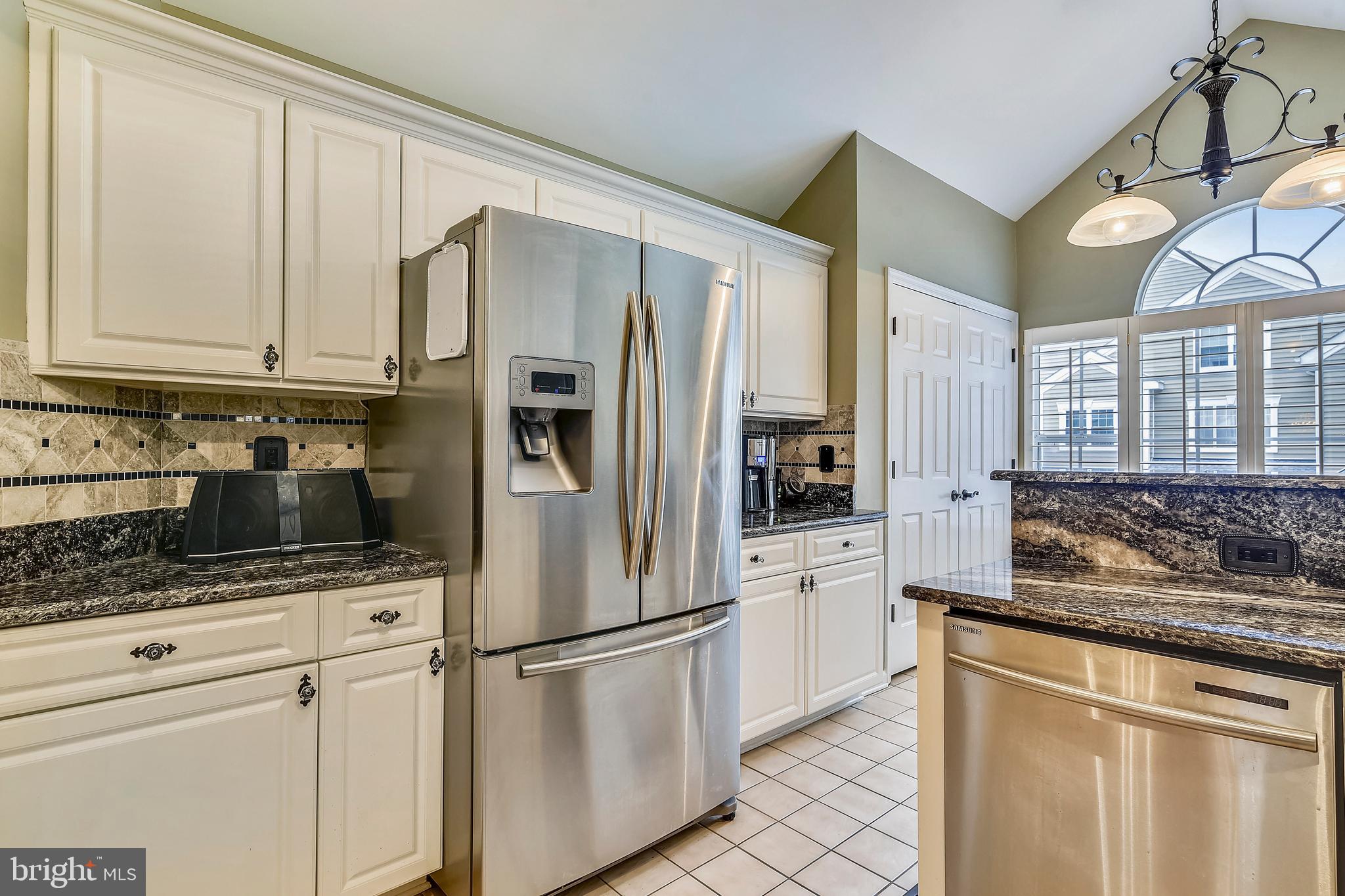 OCCOQUAN POINTE CONDO - Residential