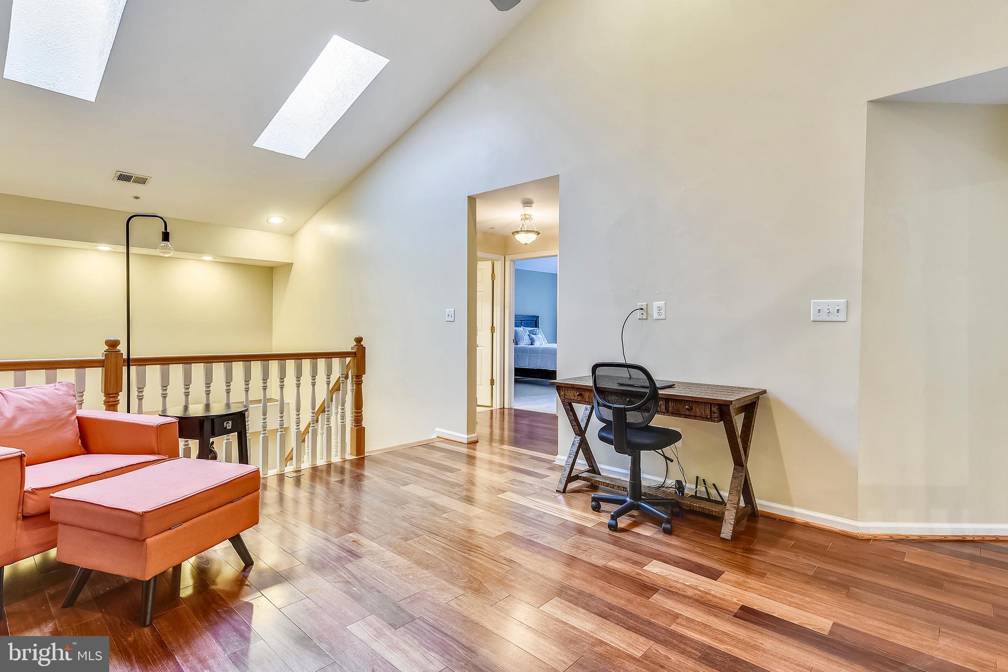 OCCOQUAN POINTE CONDO - Residential