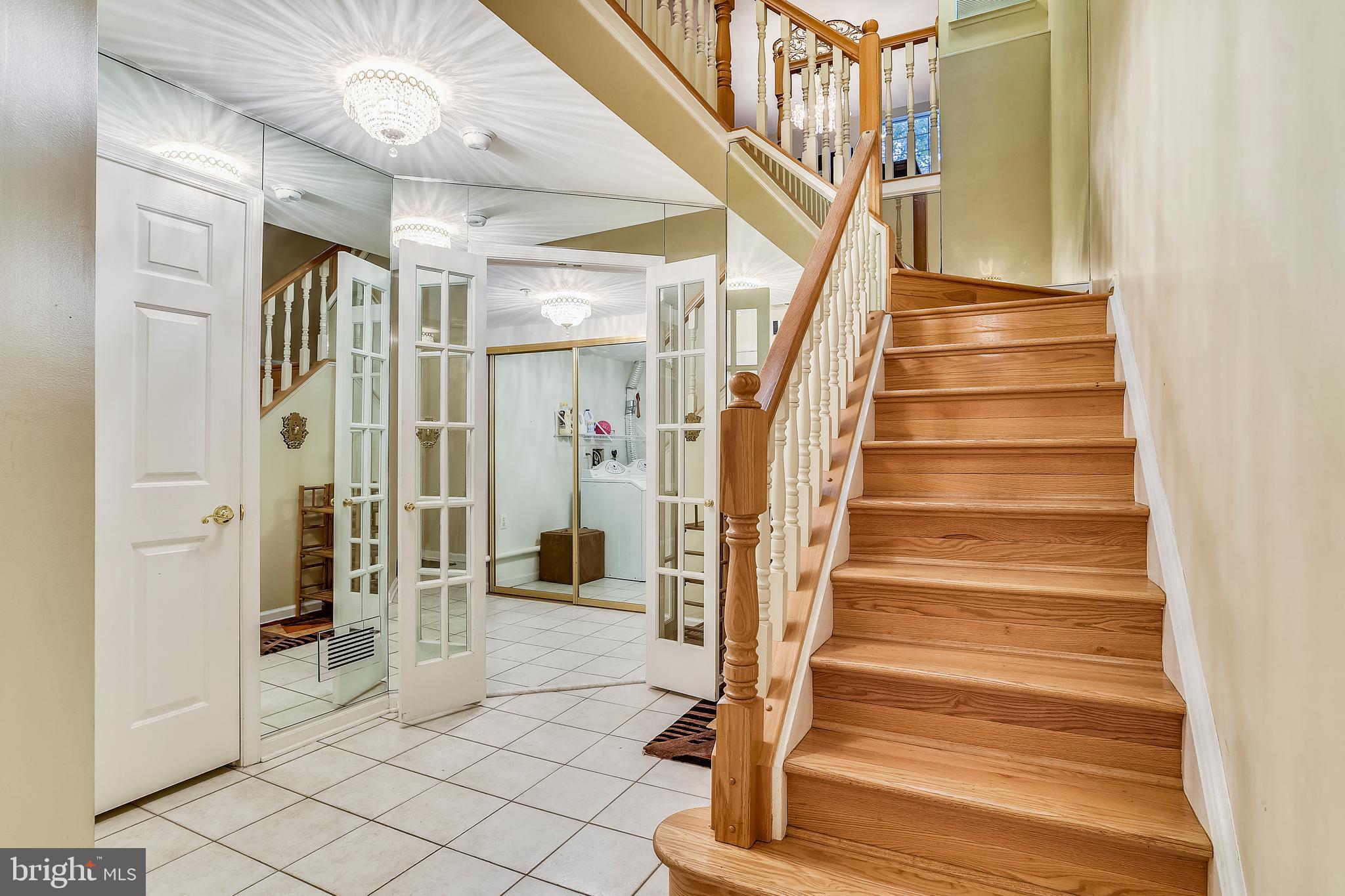 OCCOQUAN POINTE CONDO - Residential