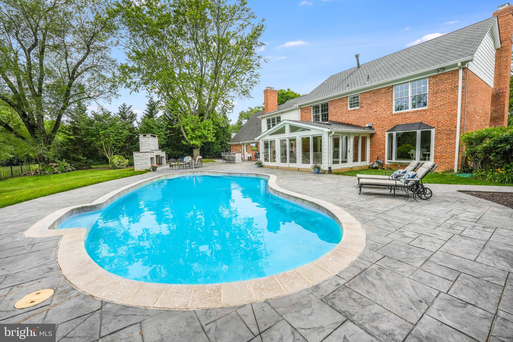 WOODHAVEN - Residential