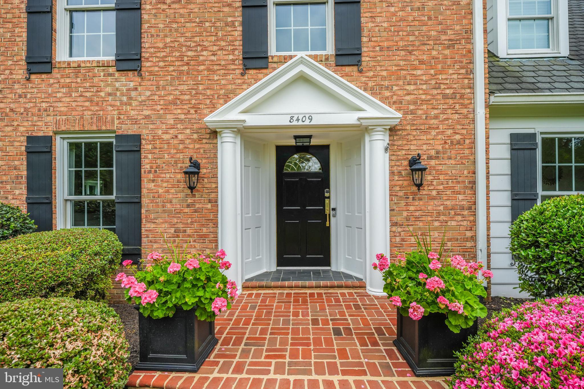 WOODHAVEN - Residential