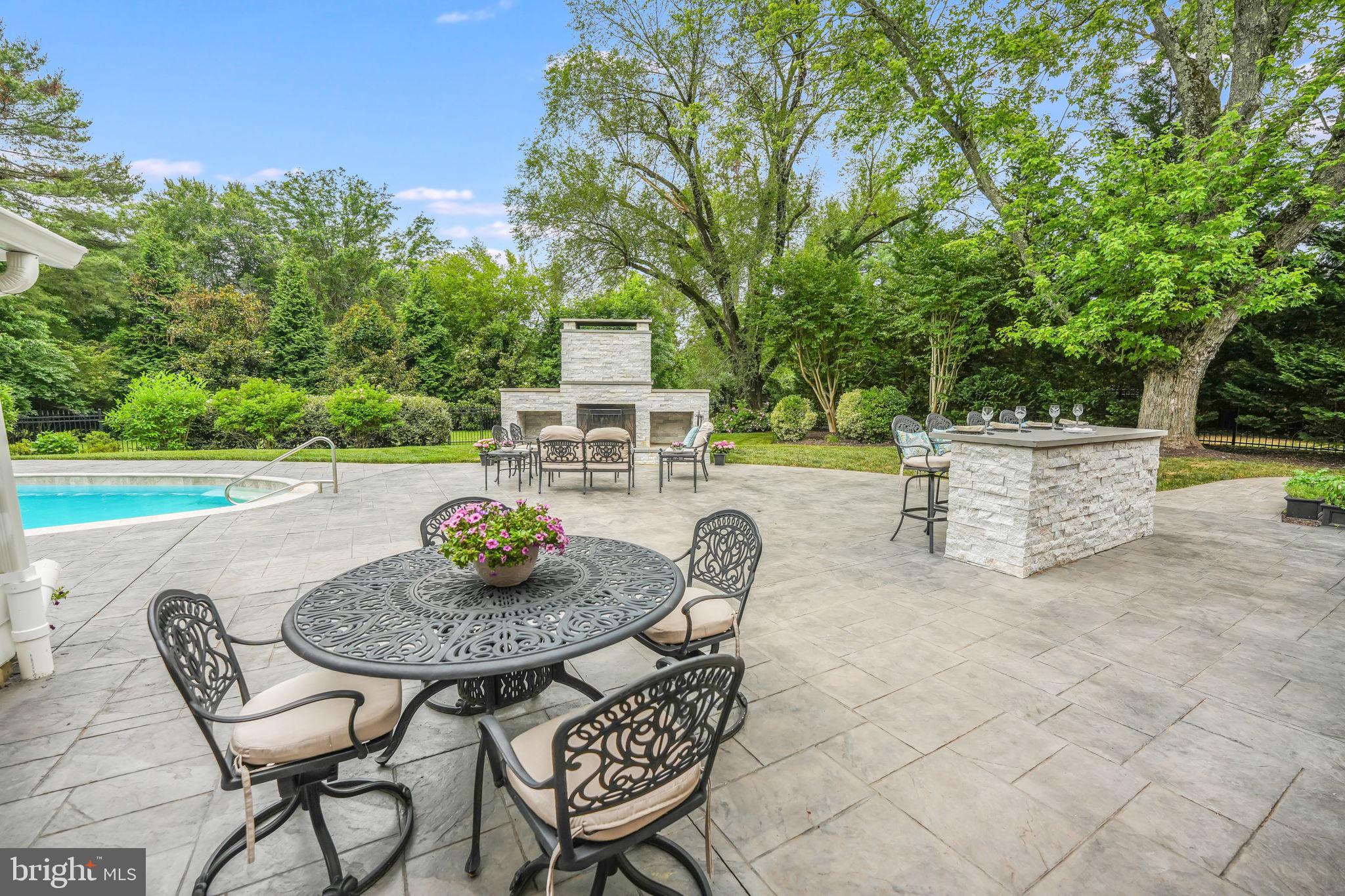 WOODHAVEN - Residential