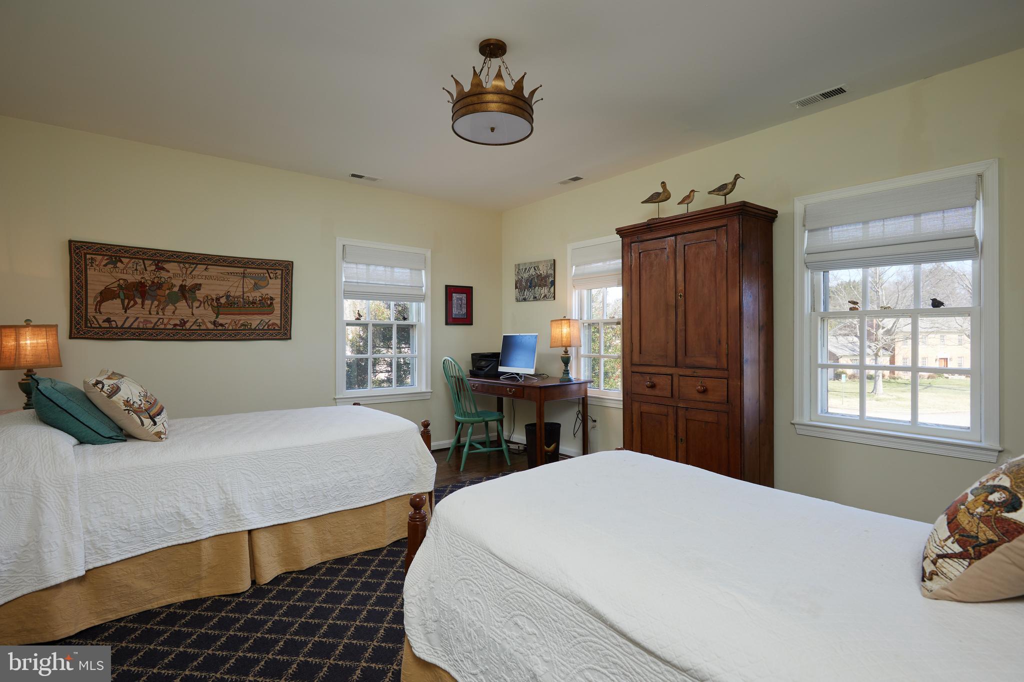 MT VERNON ON THE POTOMAC - Residential