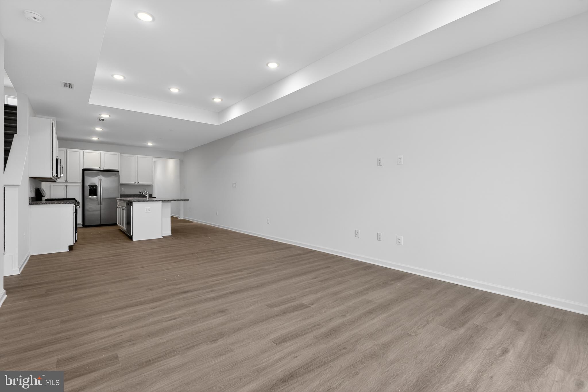 ADMIRAL'S LANDING - Residential