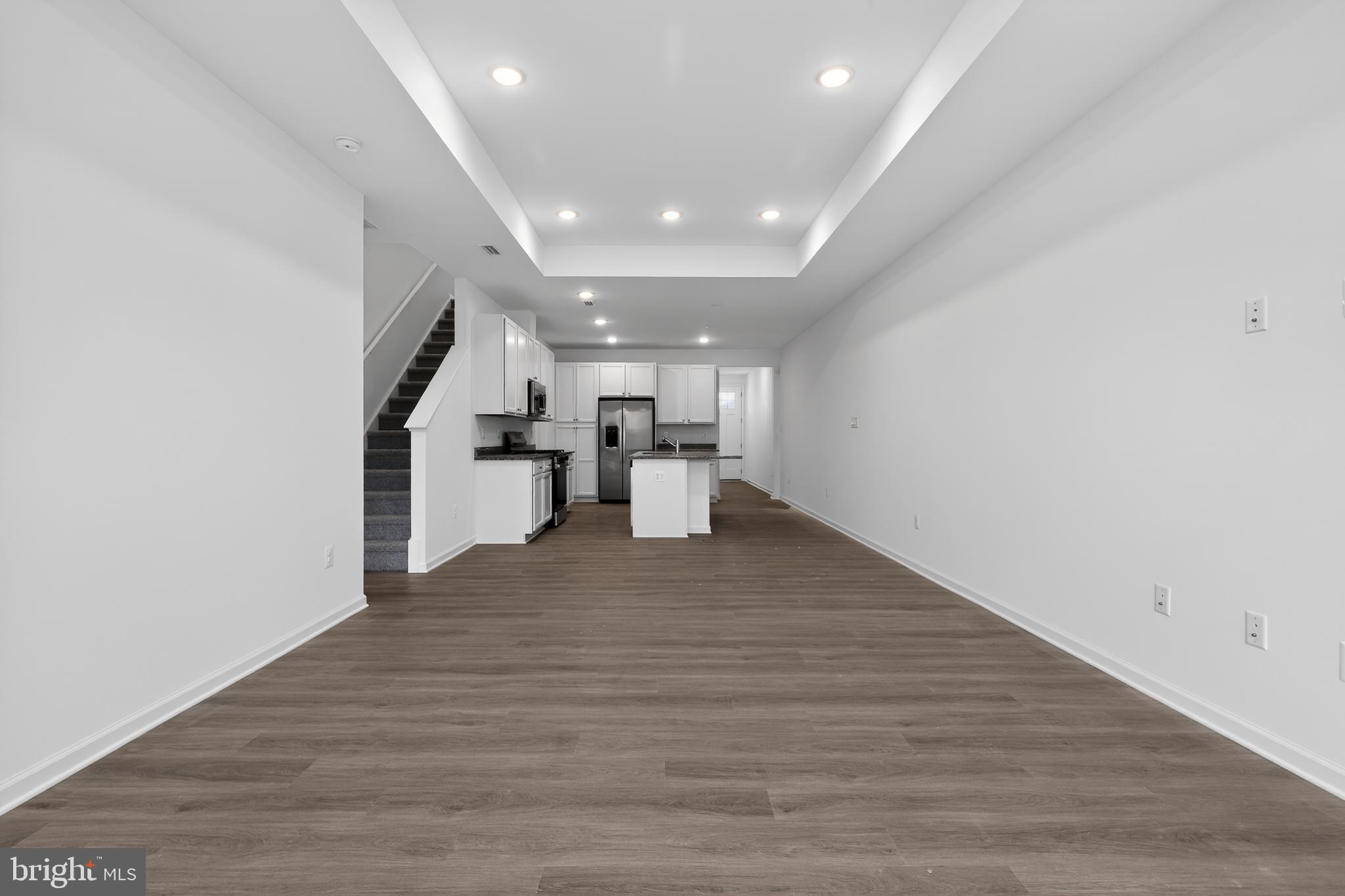 ADMIRAL'S LANDING - Residential