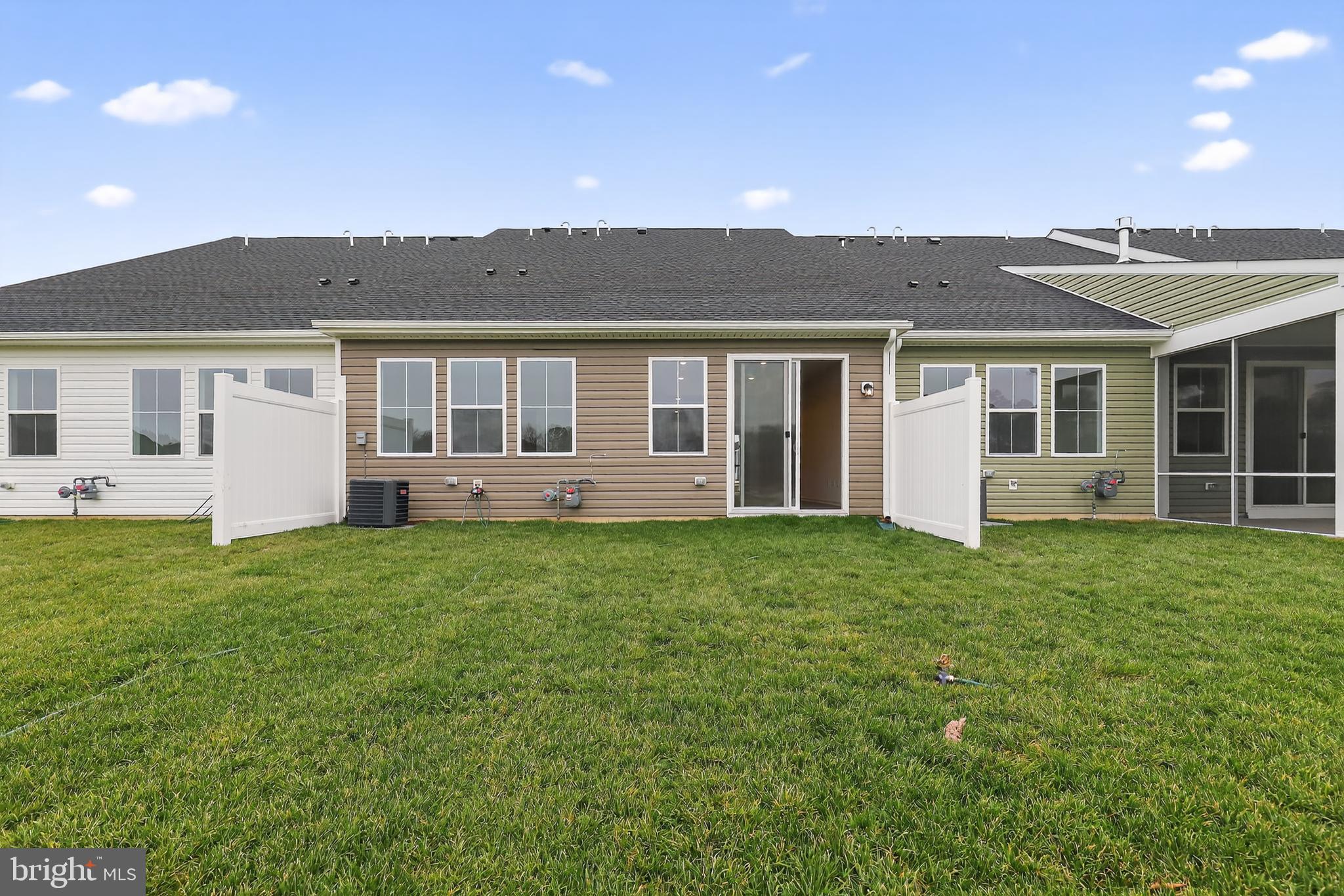 ADMIRAL'S LANDING - Residential