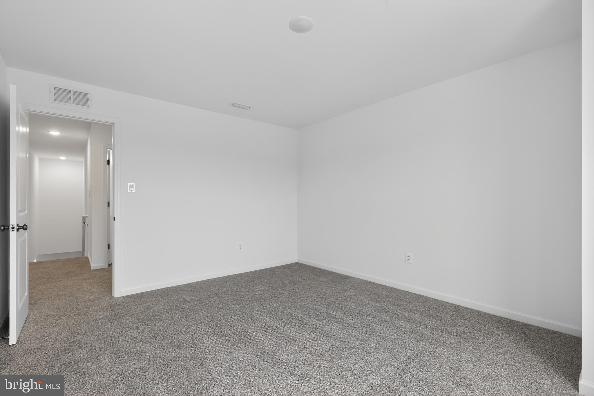 ADMIRAL'S LANDING - Residential