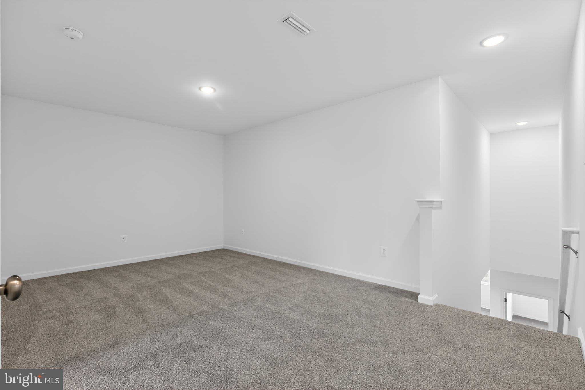 ADMIRAL'S LANDING - Residential