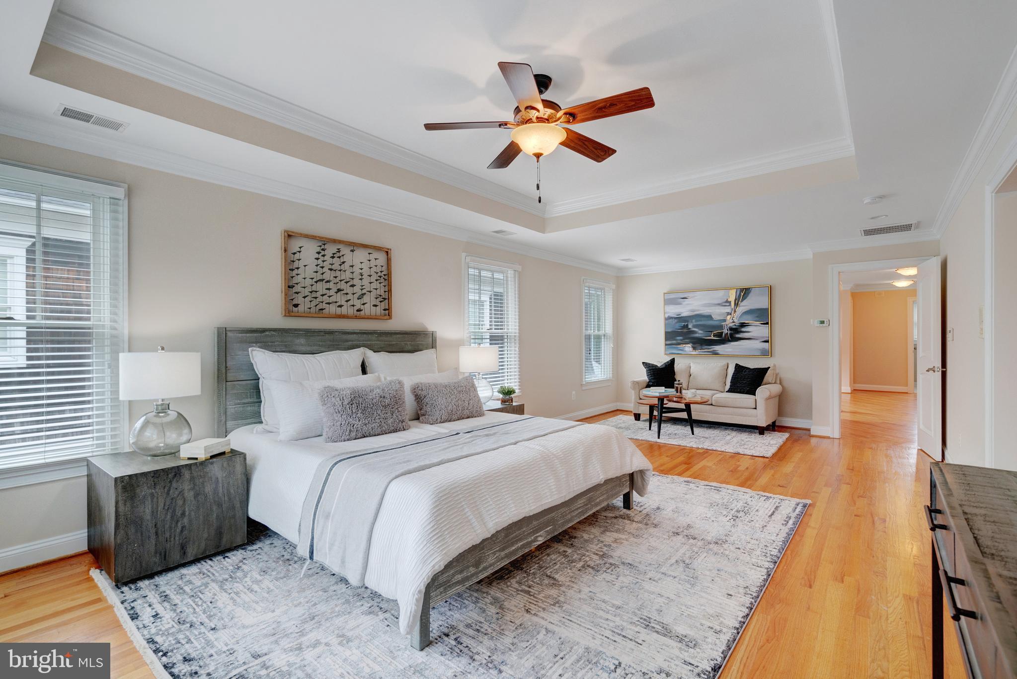 LYONHURST - Residential