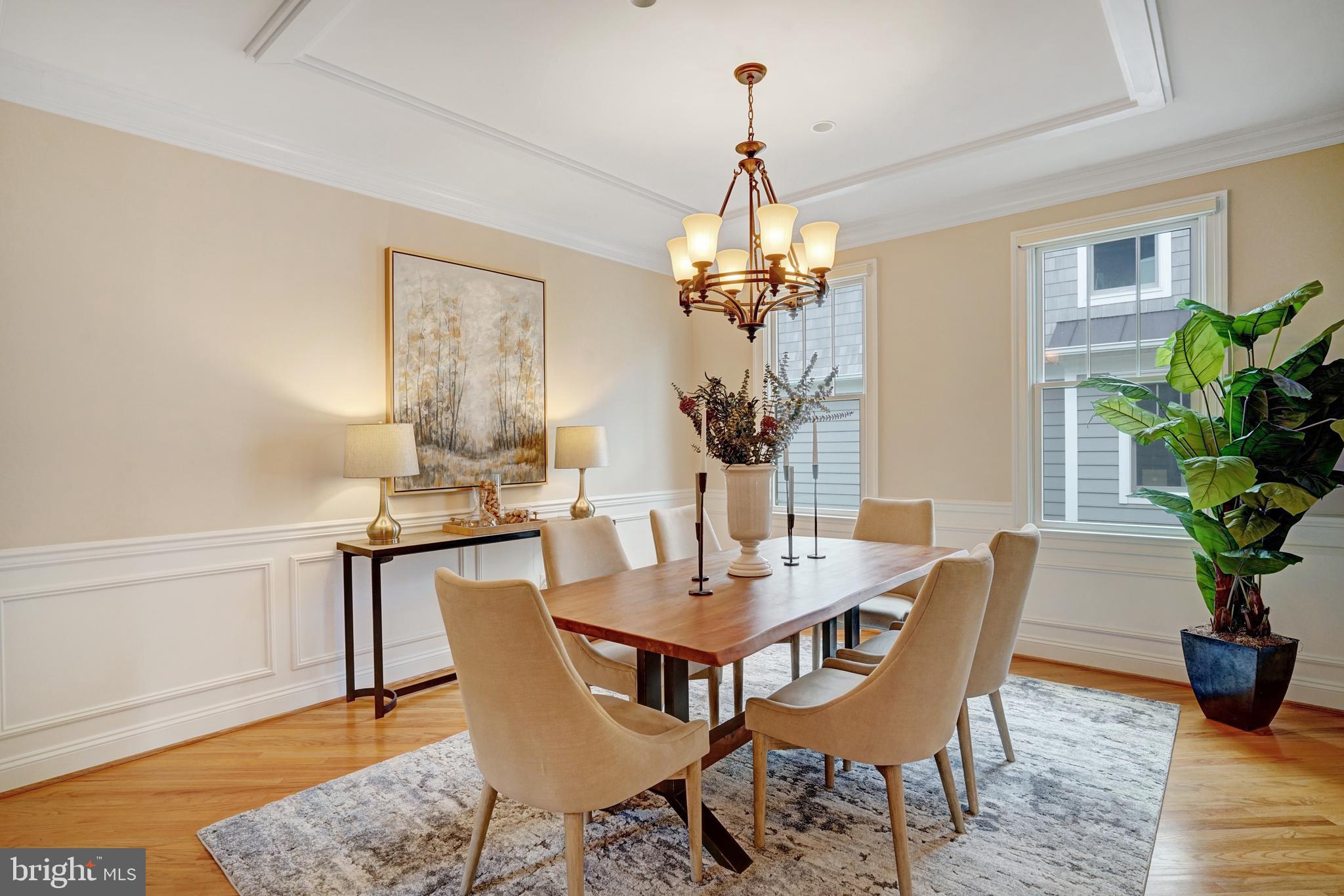 LYONHURST - Residential