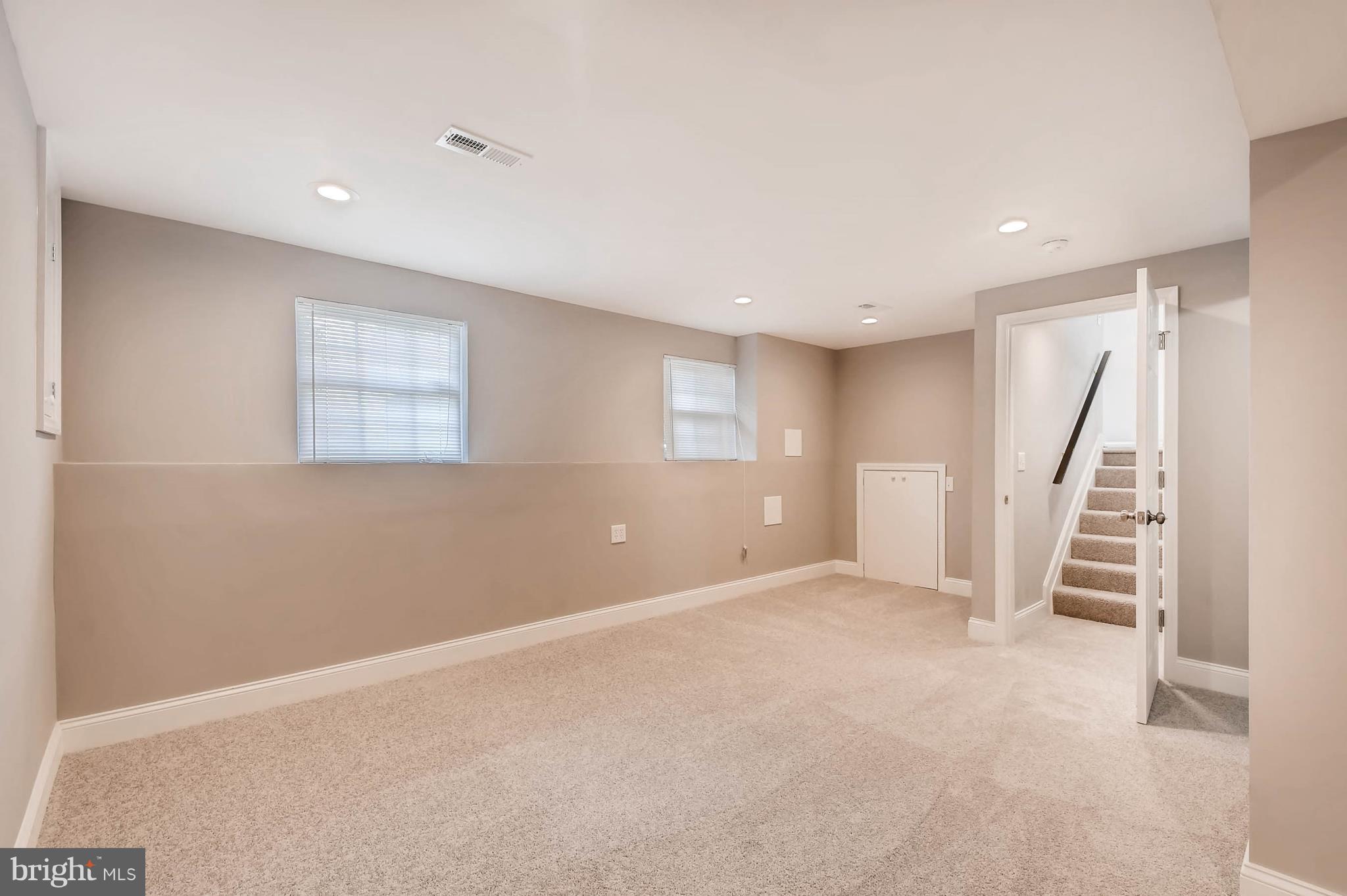 FEATHERBED TERRACE - Residential