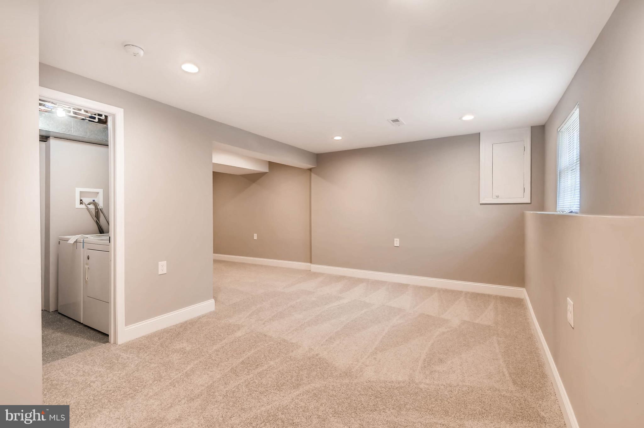 FEATHERBED TERRACE - Residential