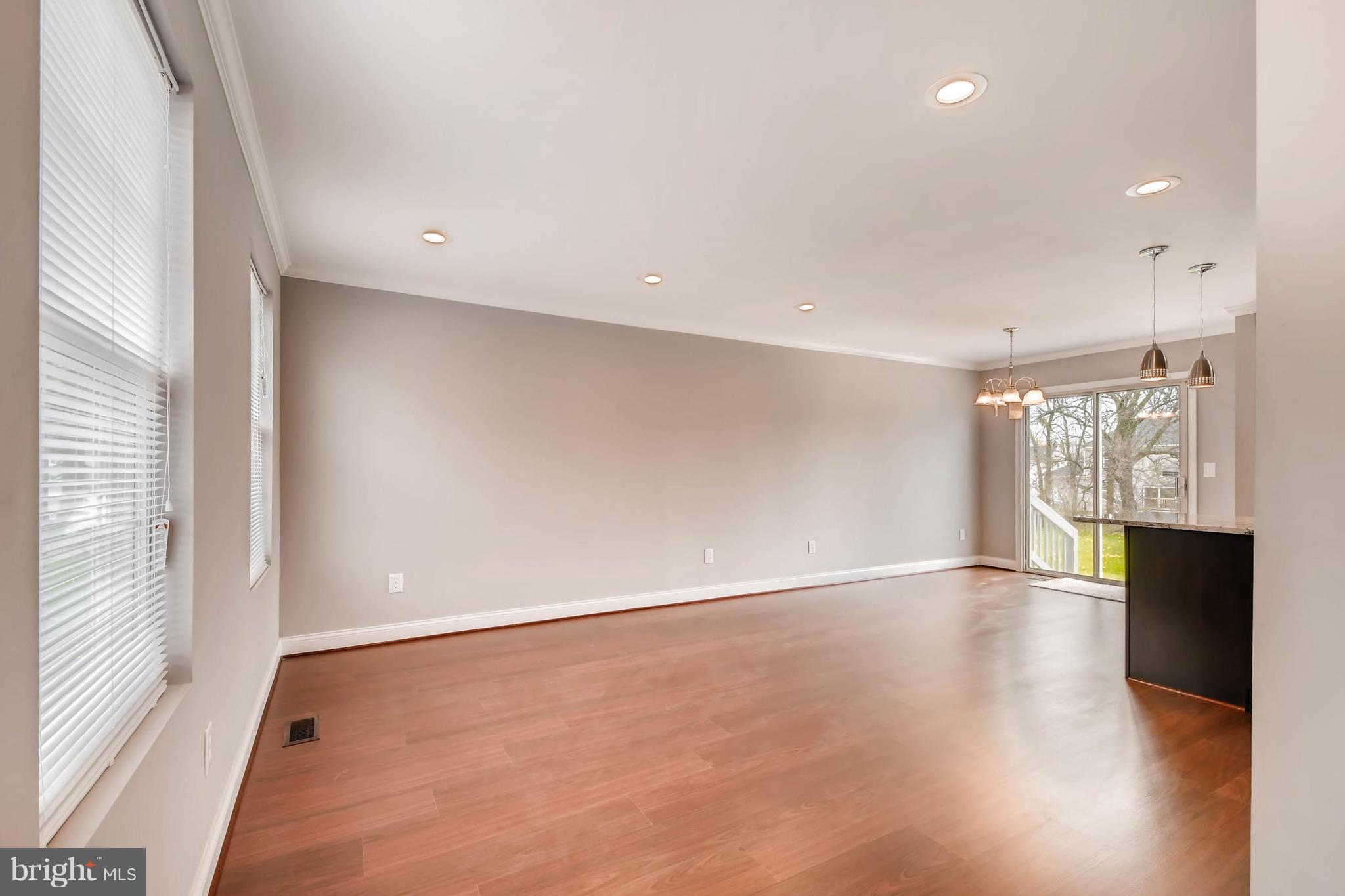 FEATHERBED TERRACE - Residential