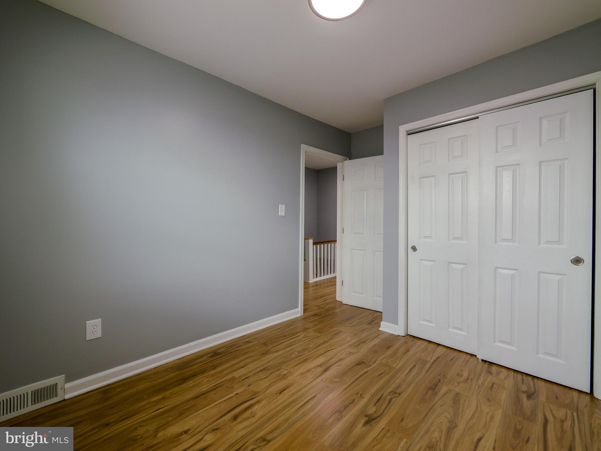 ELMWOOD PARK - Residential