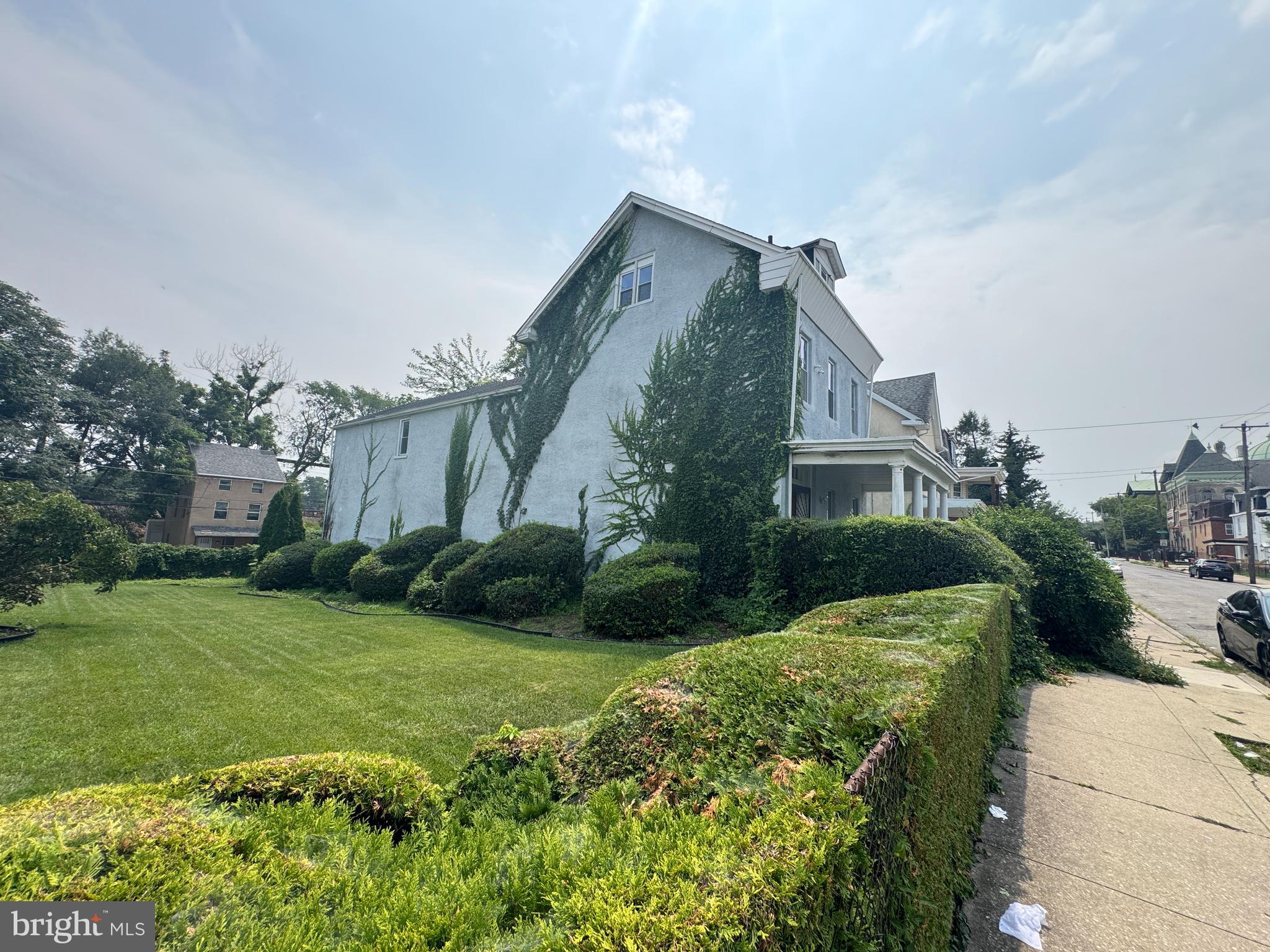 222 E PRICE STREET