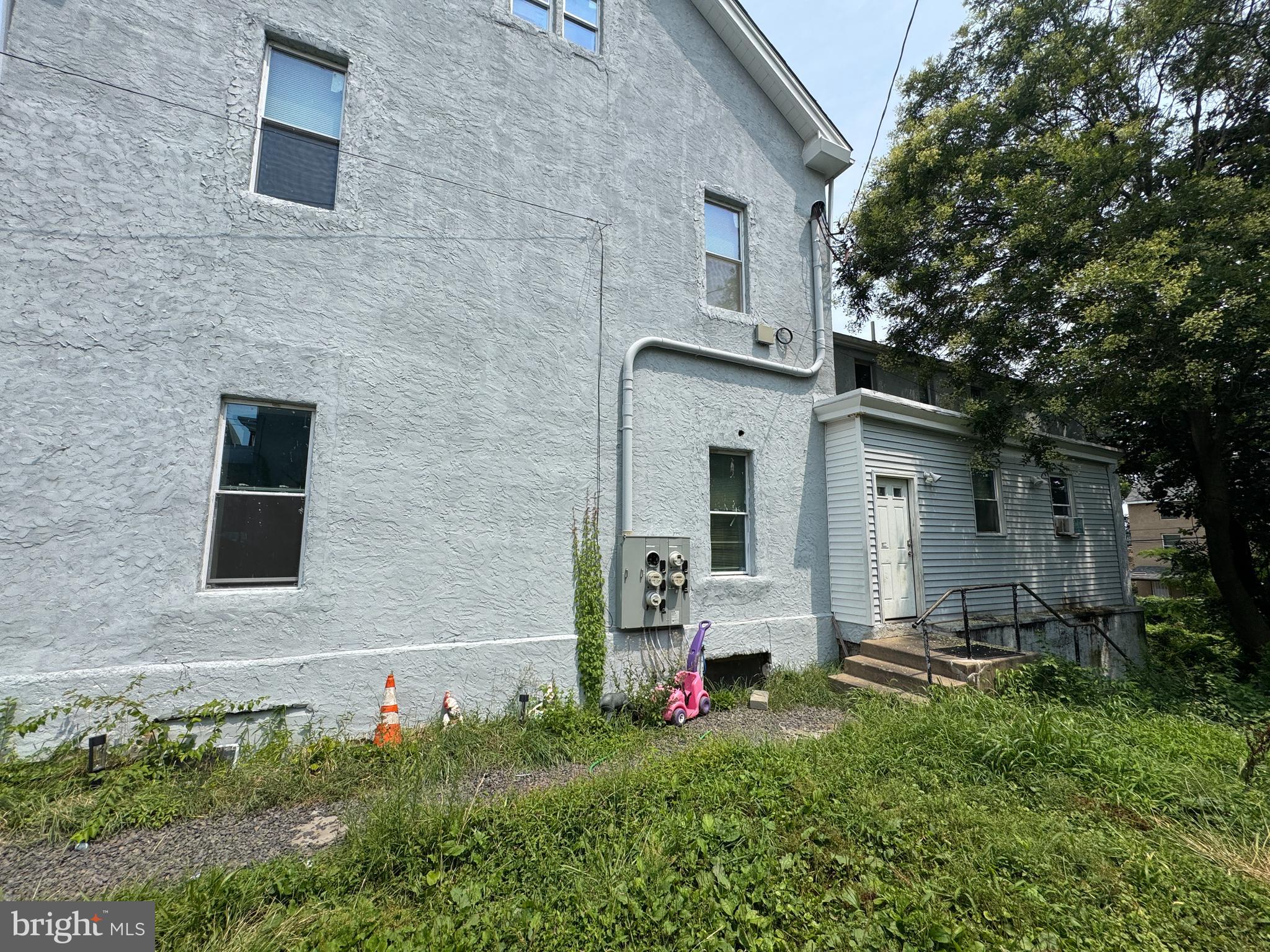 222 E PRICE STREET
